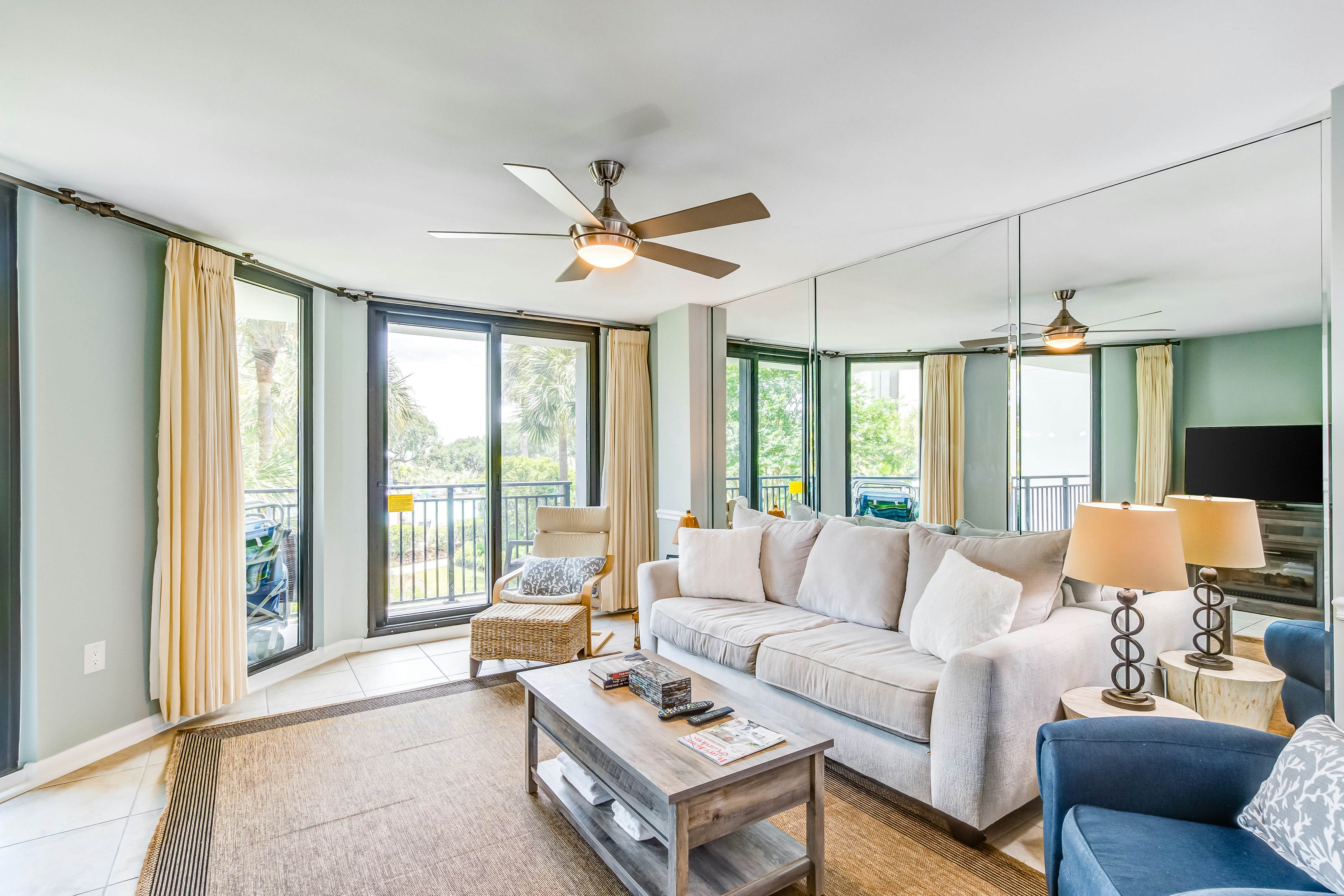 Beachfront villa w/ access to shared pool, beach, or golf, & w/shared gas grill