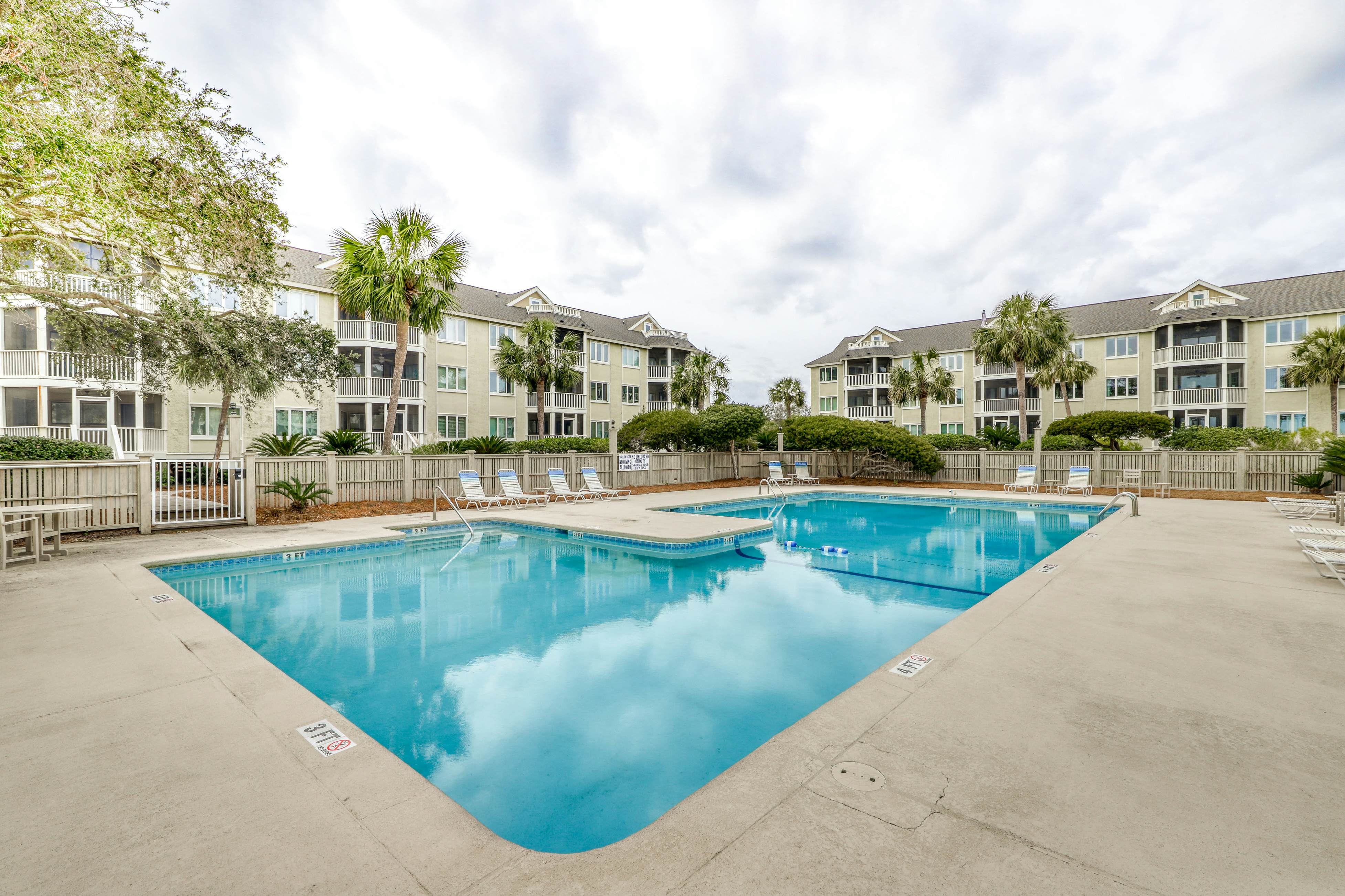 Top floor oceanfront condo w/ocean and beach views from every room & shared pool