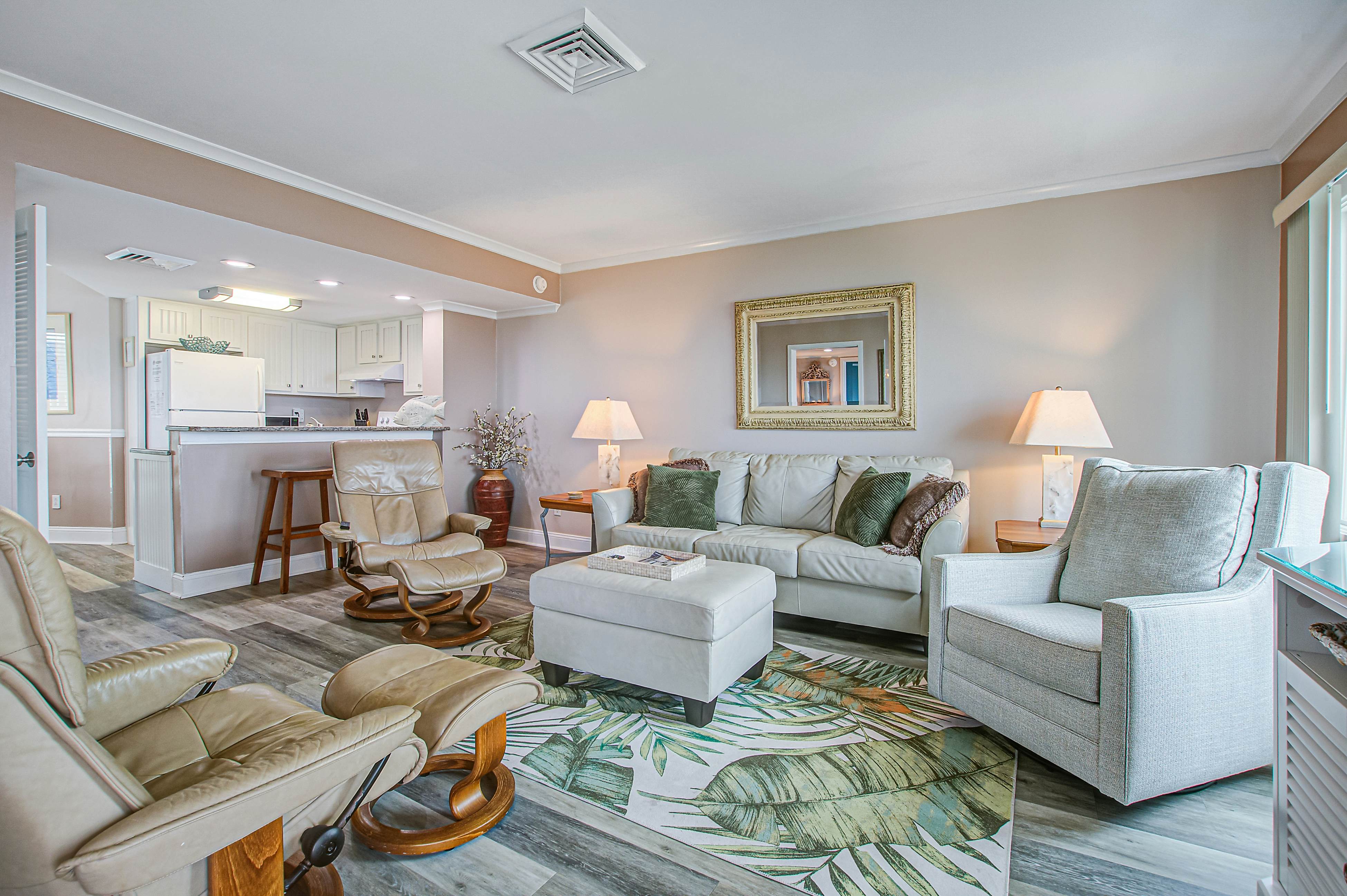 Top floor oceanfront condo w/ocean and beach views from every room & shared pool