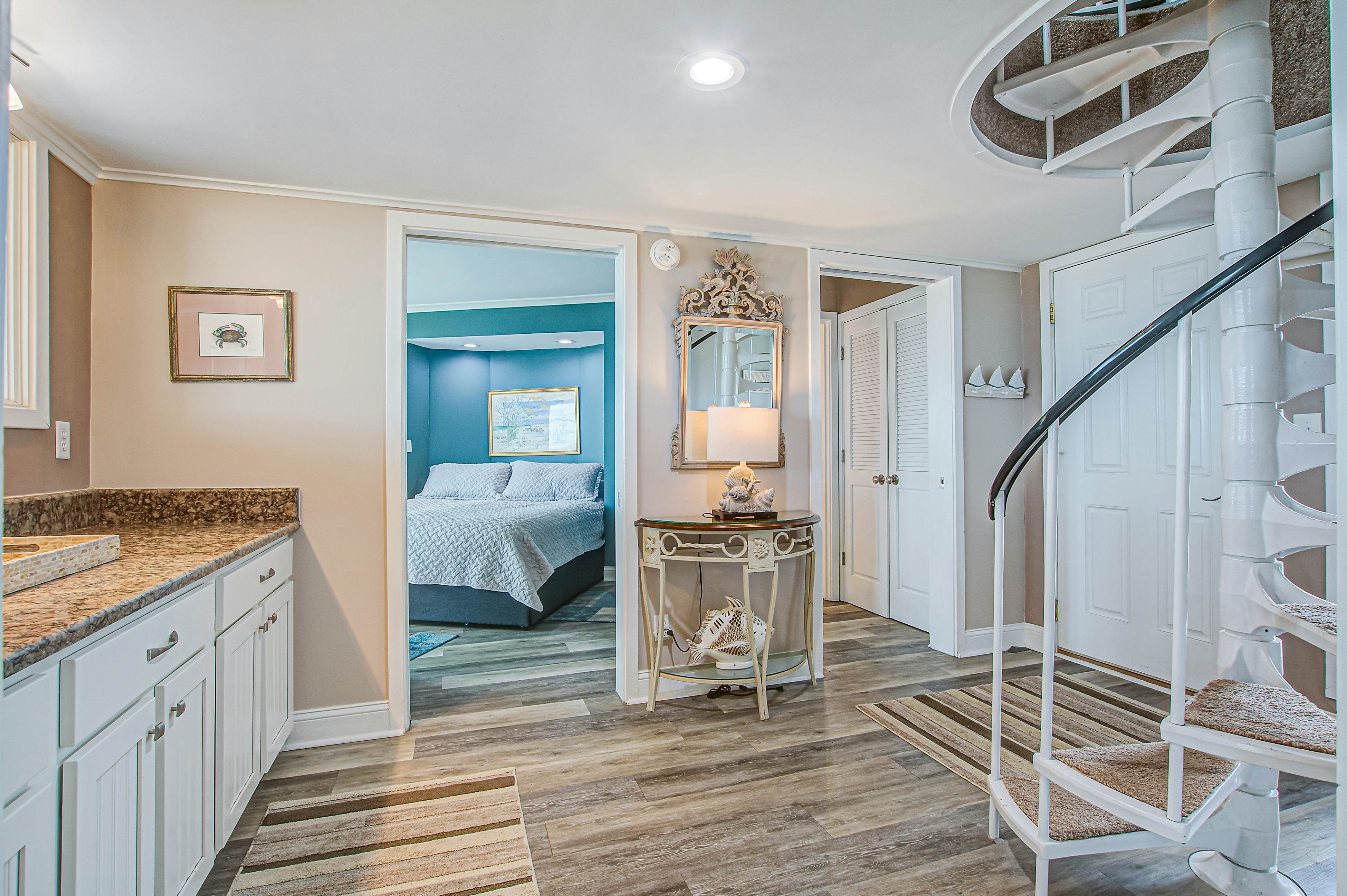 Top floor oceanfront condo w/ocean and beach views from every room & shared pool