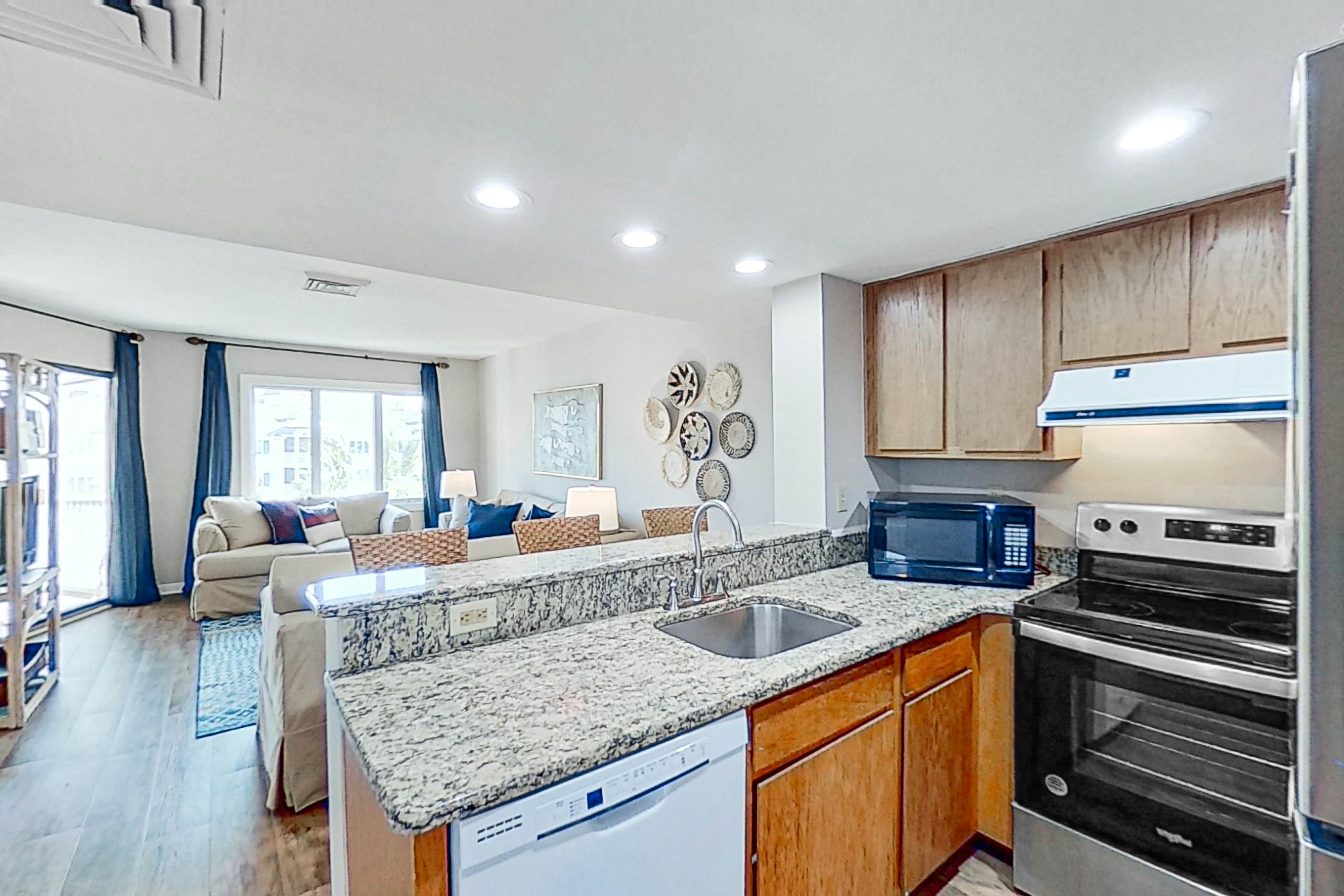 Lovely top floor villa in Wild Dunes with partial ocean views, pool, & W/D