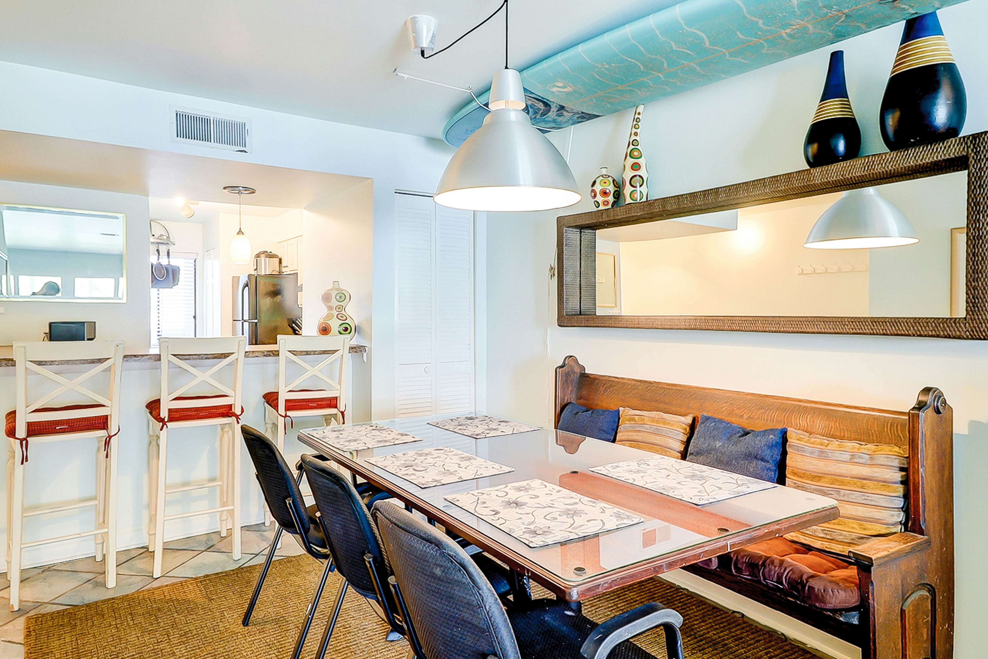 Lovely waterfront condo with balcony, central AC, & washer/dryer