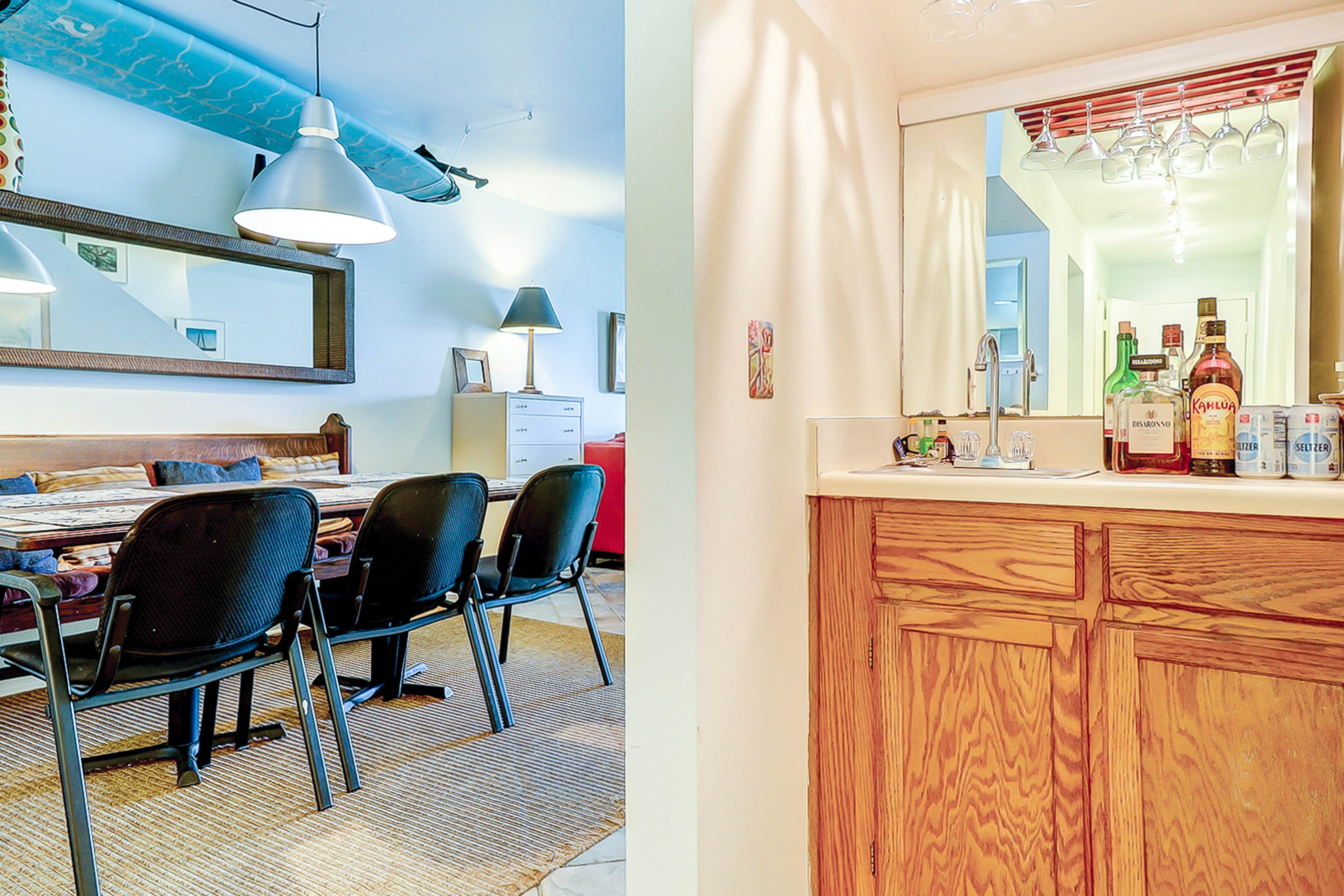 Lovely waterfront condo with balcony, central AC, & washer/dryer