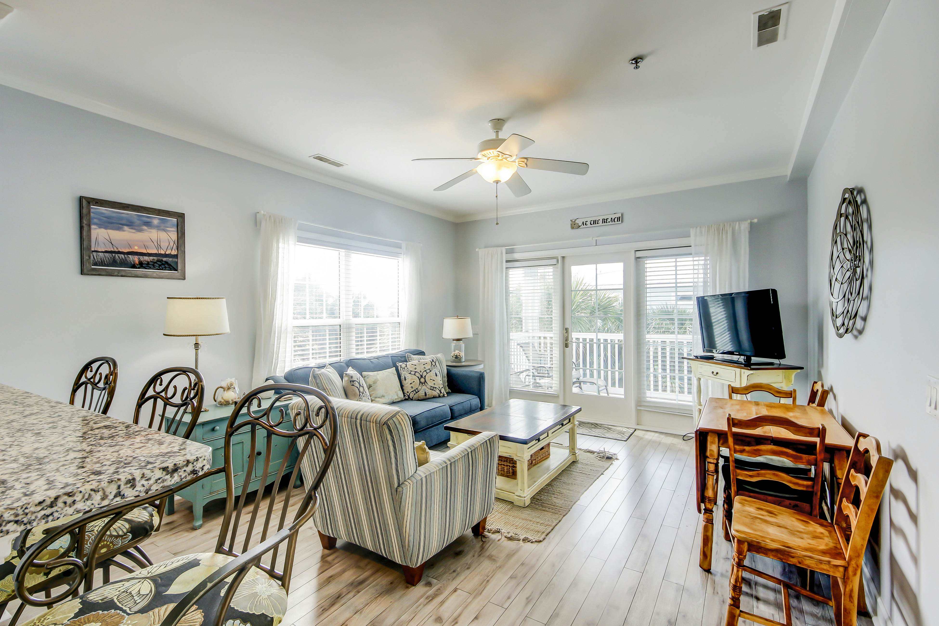 Fantastic condo with water-view, pool, balcony, central AC, & washer/dryer