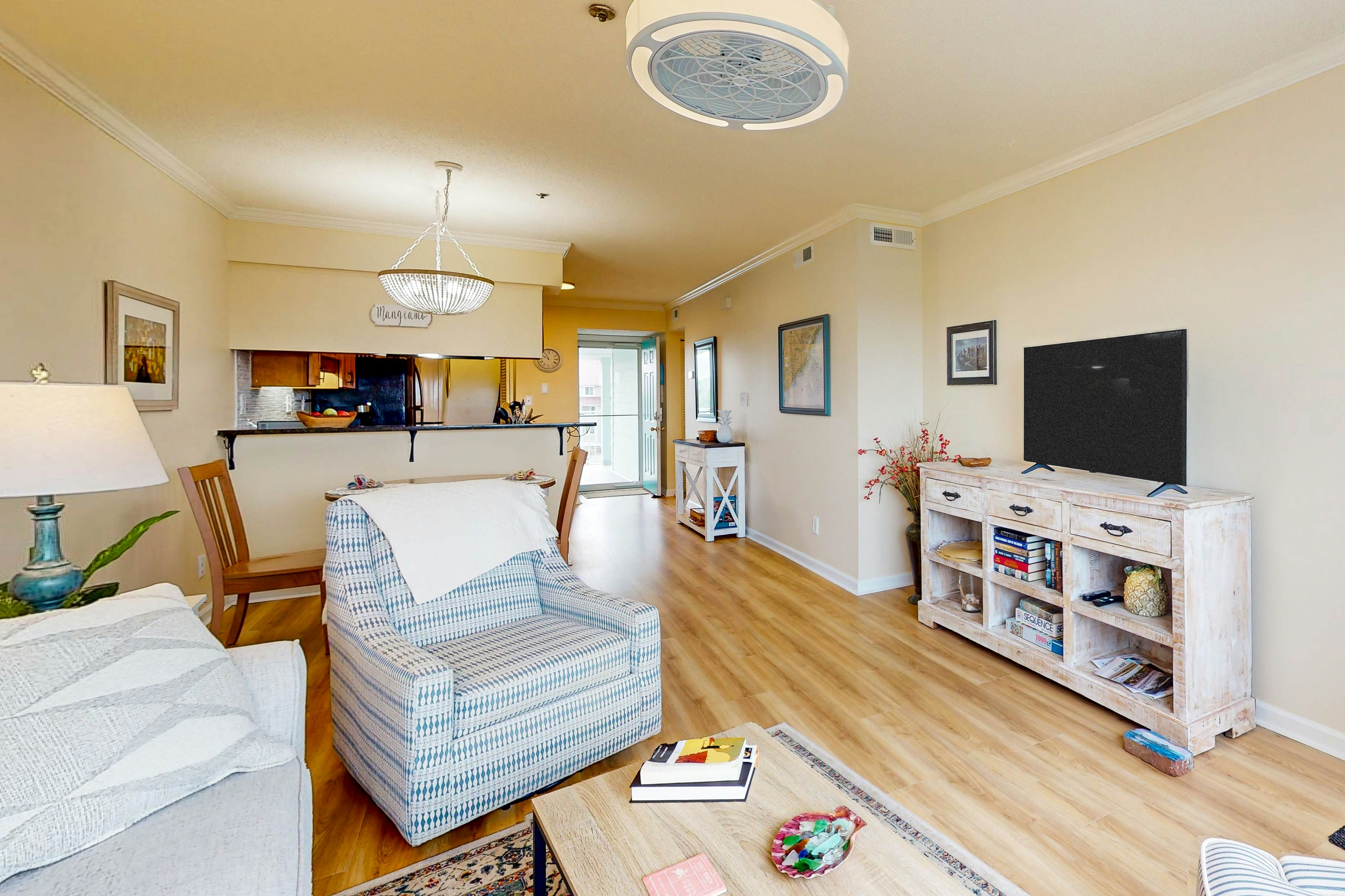 Marsh-view condo with on-site pool, tennis, & private balcony