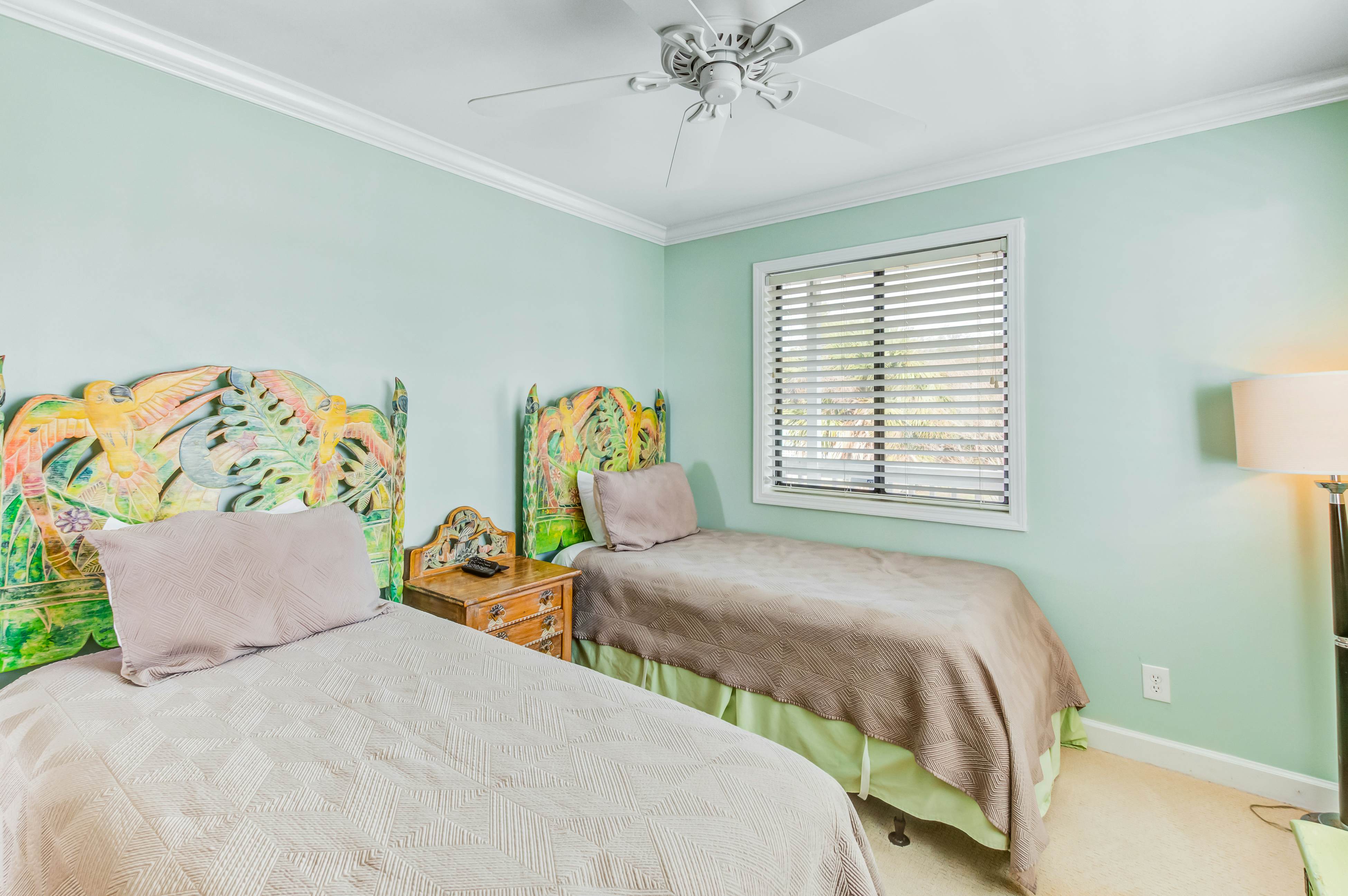 Oceanfront, event-friendly home with multiple decks & WiFi - 2 dogs ok