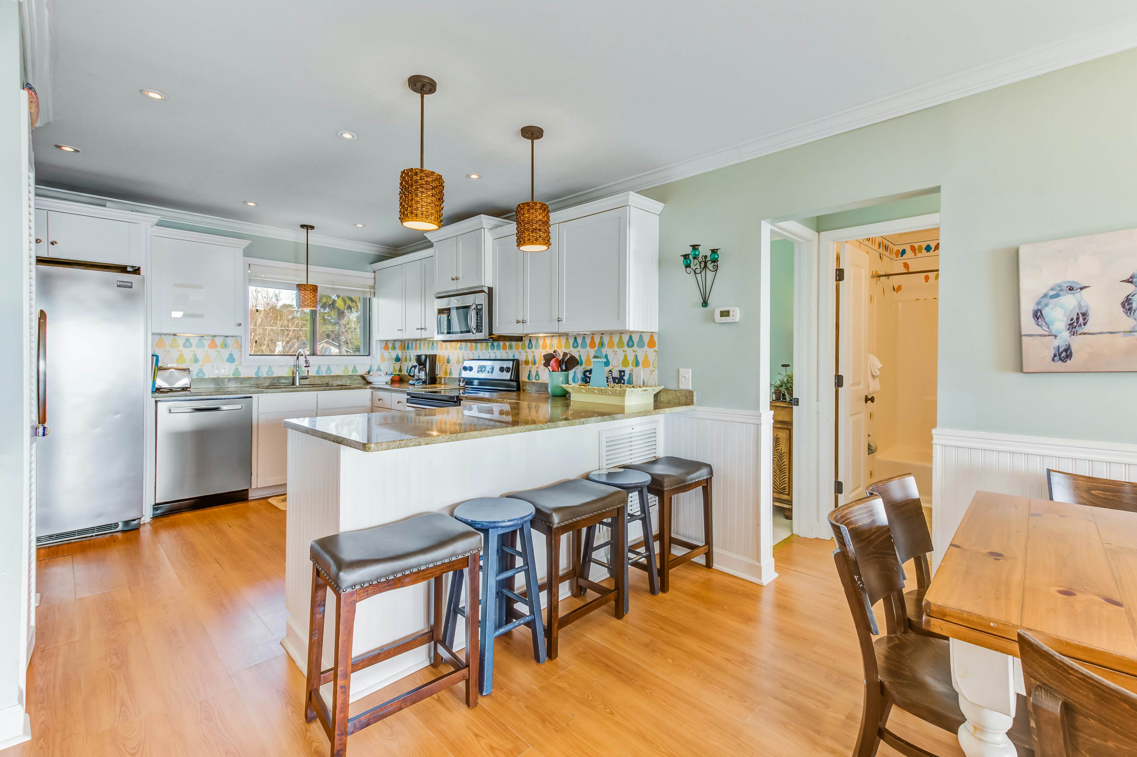 Oceanfront, event-friendly home with multiple decks & WiFi - 2 dogs ok