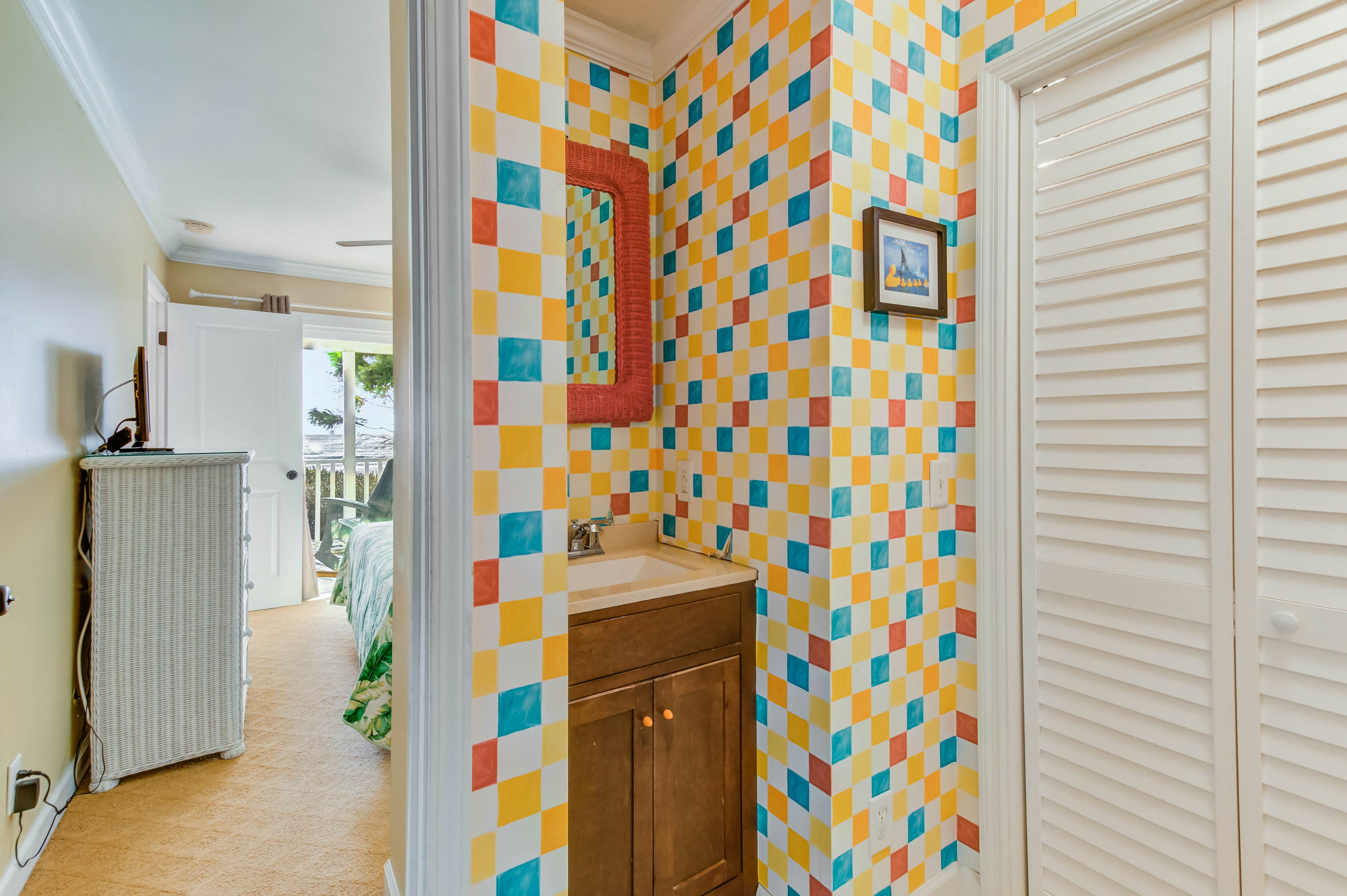 Oceanfront, event-friendly home with multiple decks & WiFi - 2 dogs ok