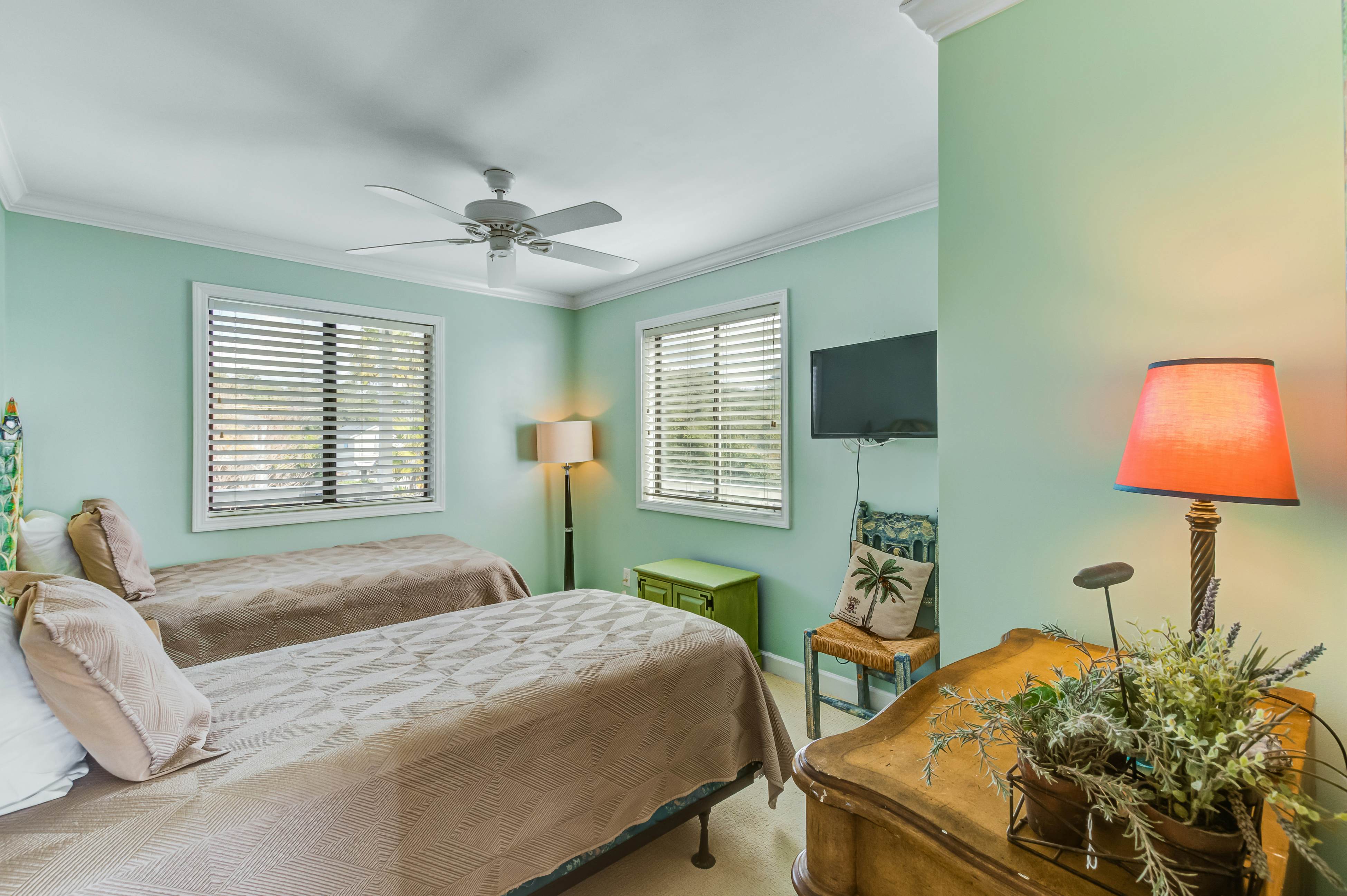 Oceanfront, event-friendly home with multiple decks & WiFi - 2 dogs ok