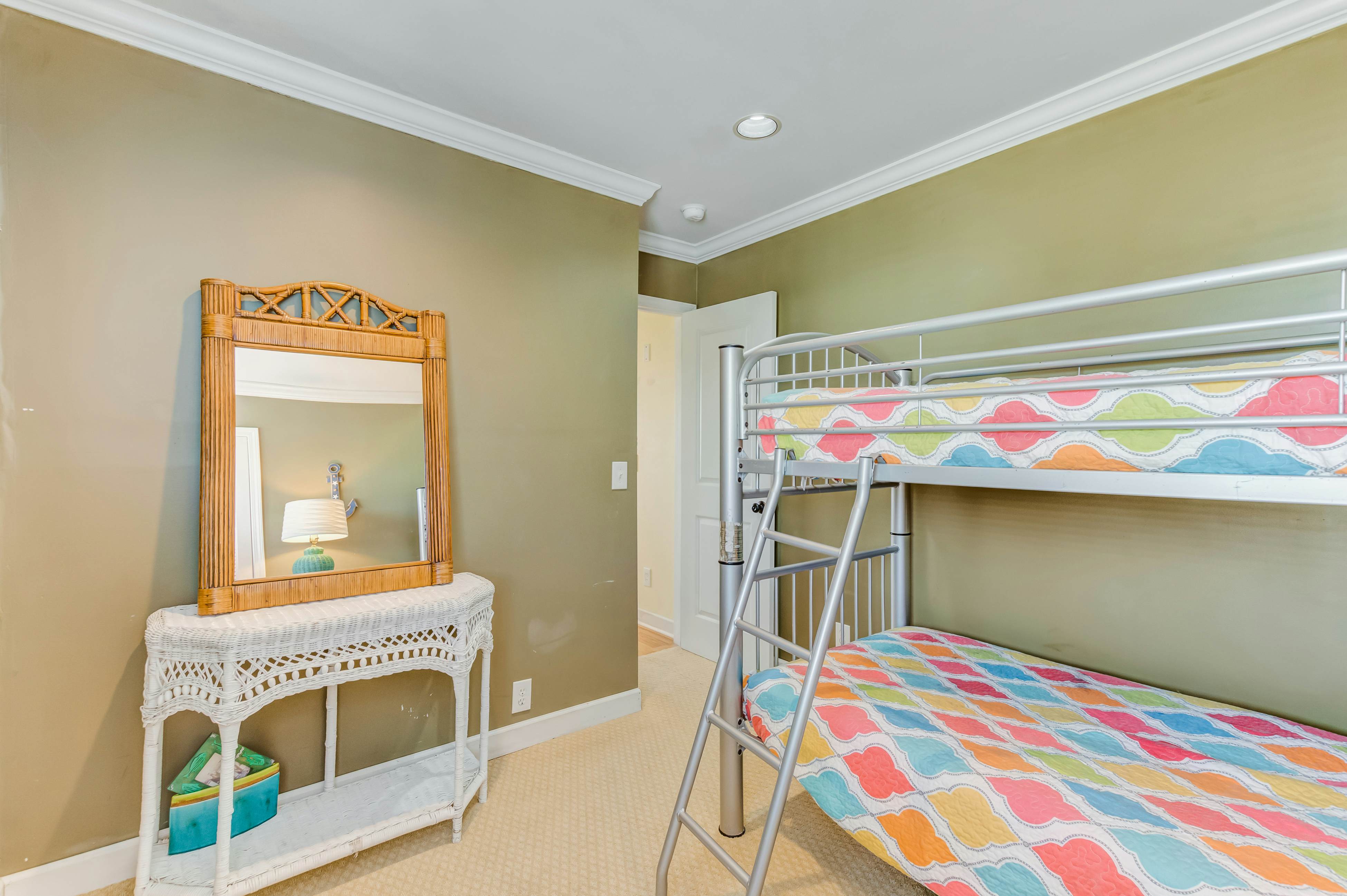 Oceanfront, event-friendly home with multiple decks & WiFi - 2 dogs ok