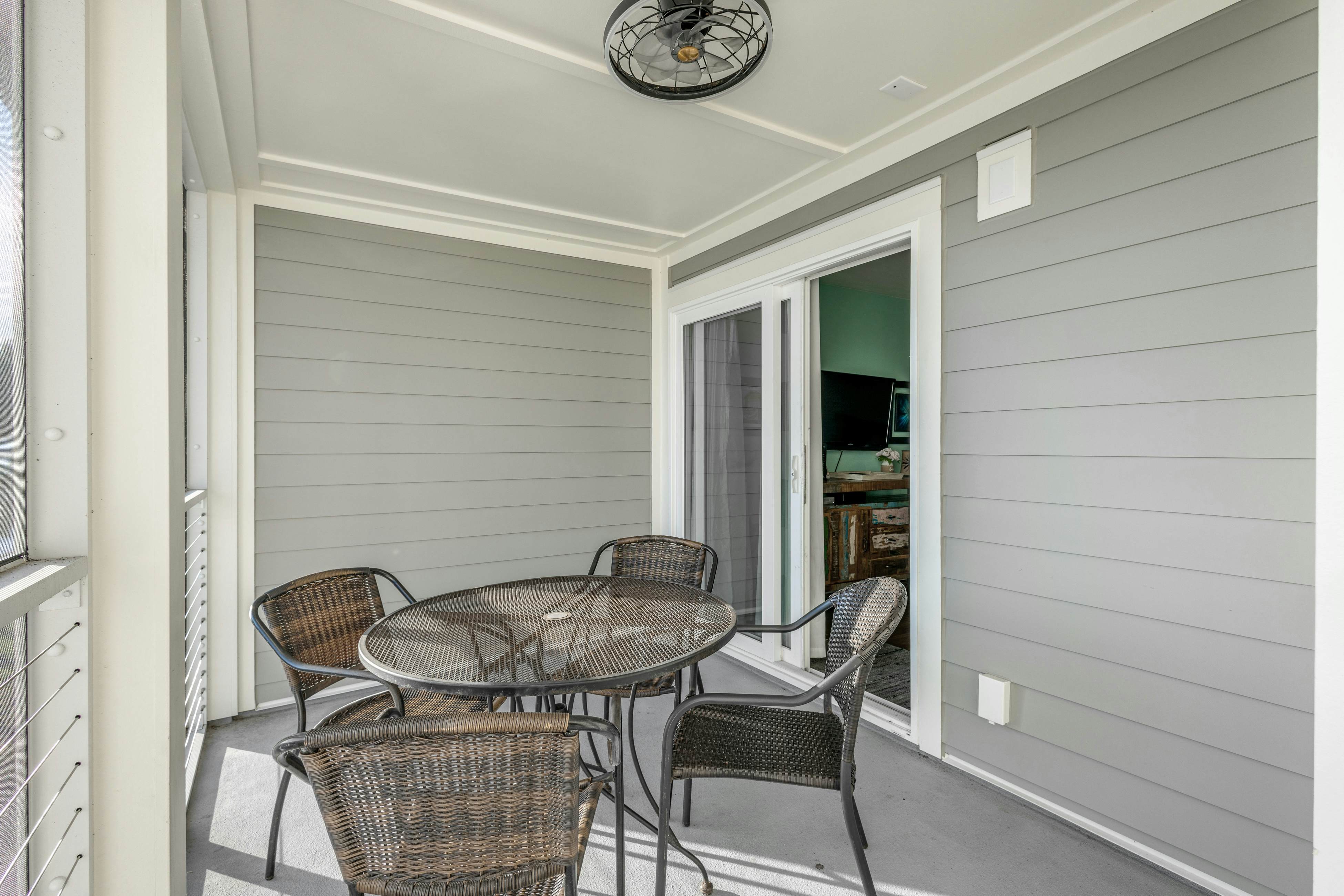 Waterfront gem with pool & amazing lanai view - near the beach, marina, & dining