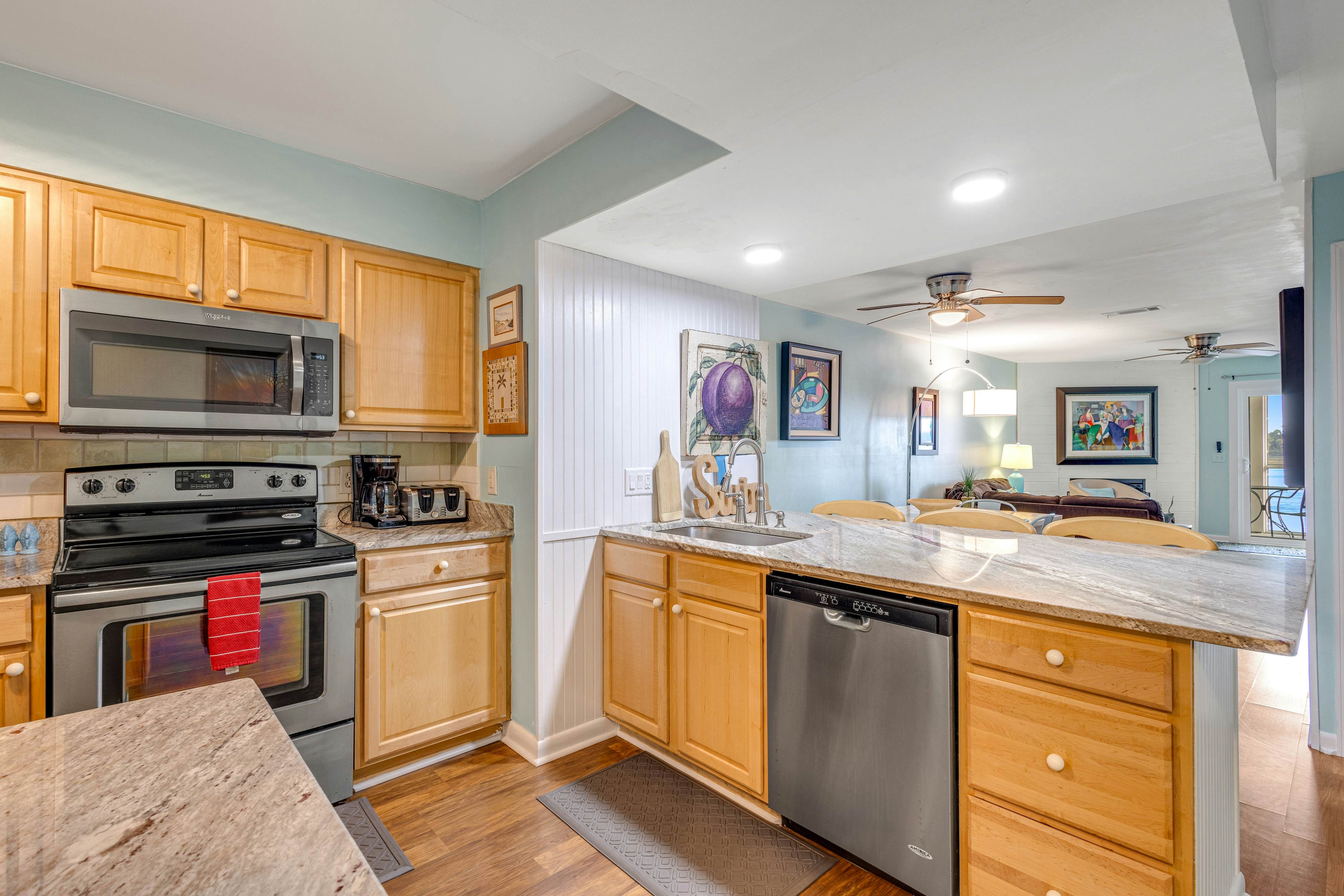 Waterfront gem with pool & amazing lanai view - near the beach, marina, & dining