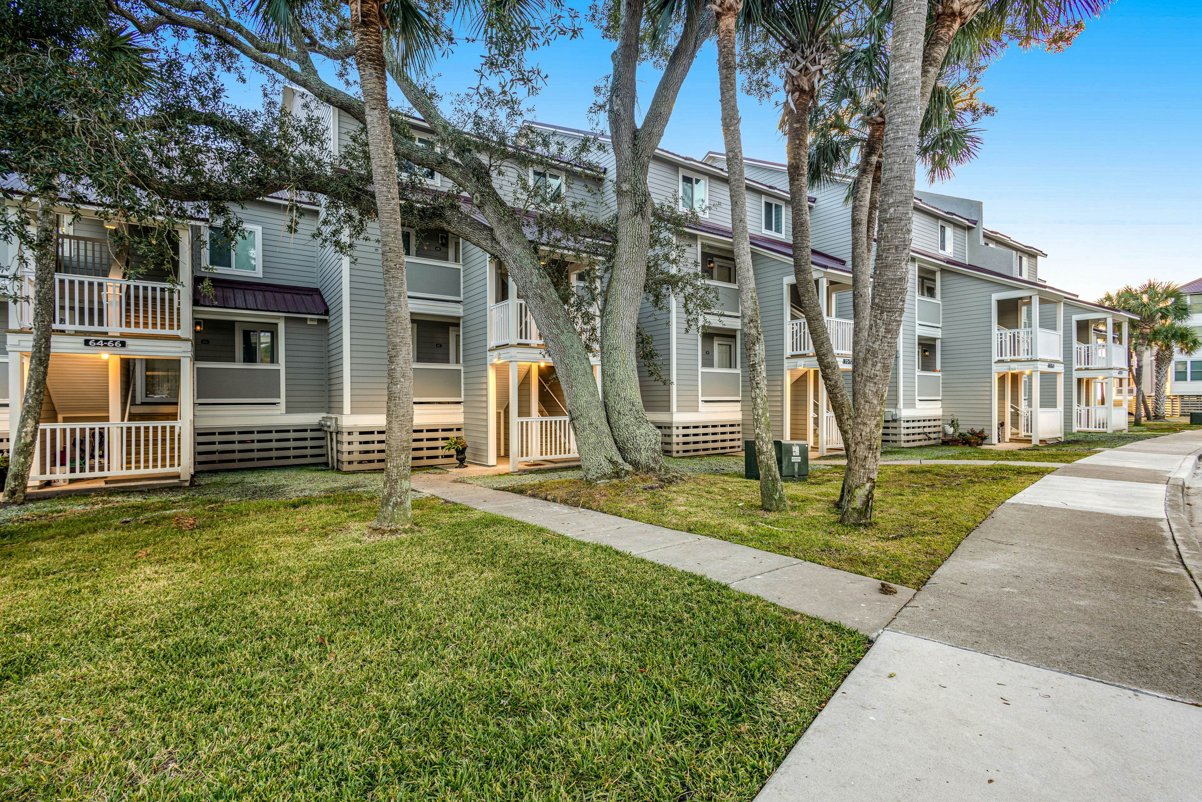 Waterfront gem with pool & amazing lanai view - near the beach, marina, & dining