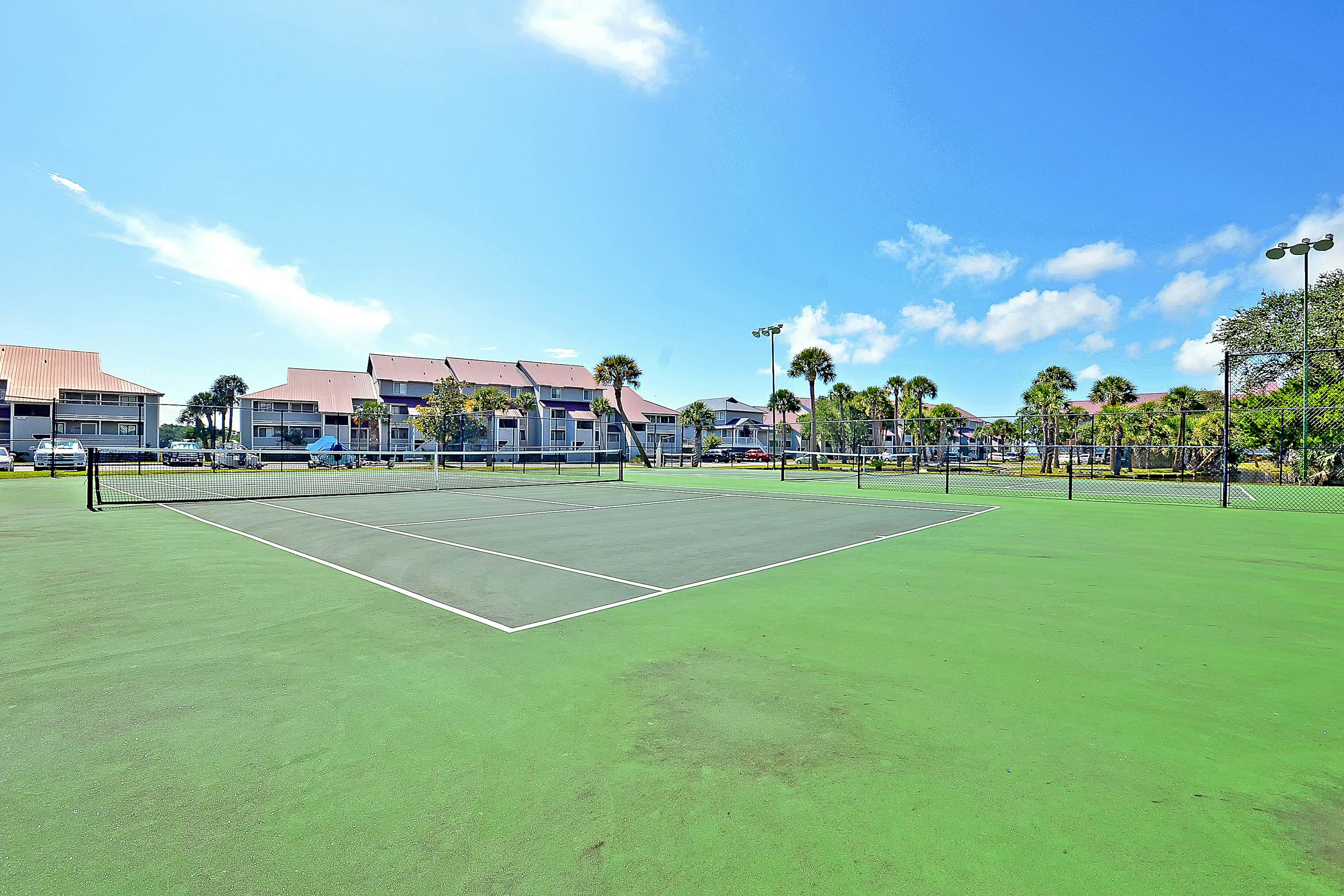 Waterfront gem with pool & amazing lanai view - near the beach, marina, & dining