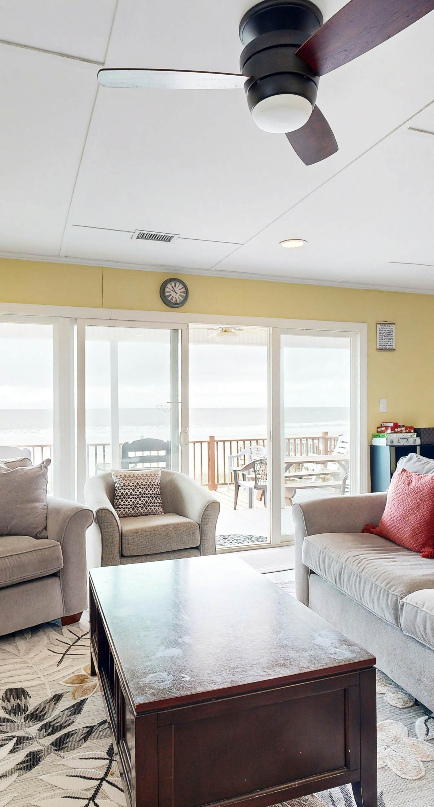 Oceanfront Property 'Folly Drifter' w/ Beach Access & Private Deck