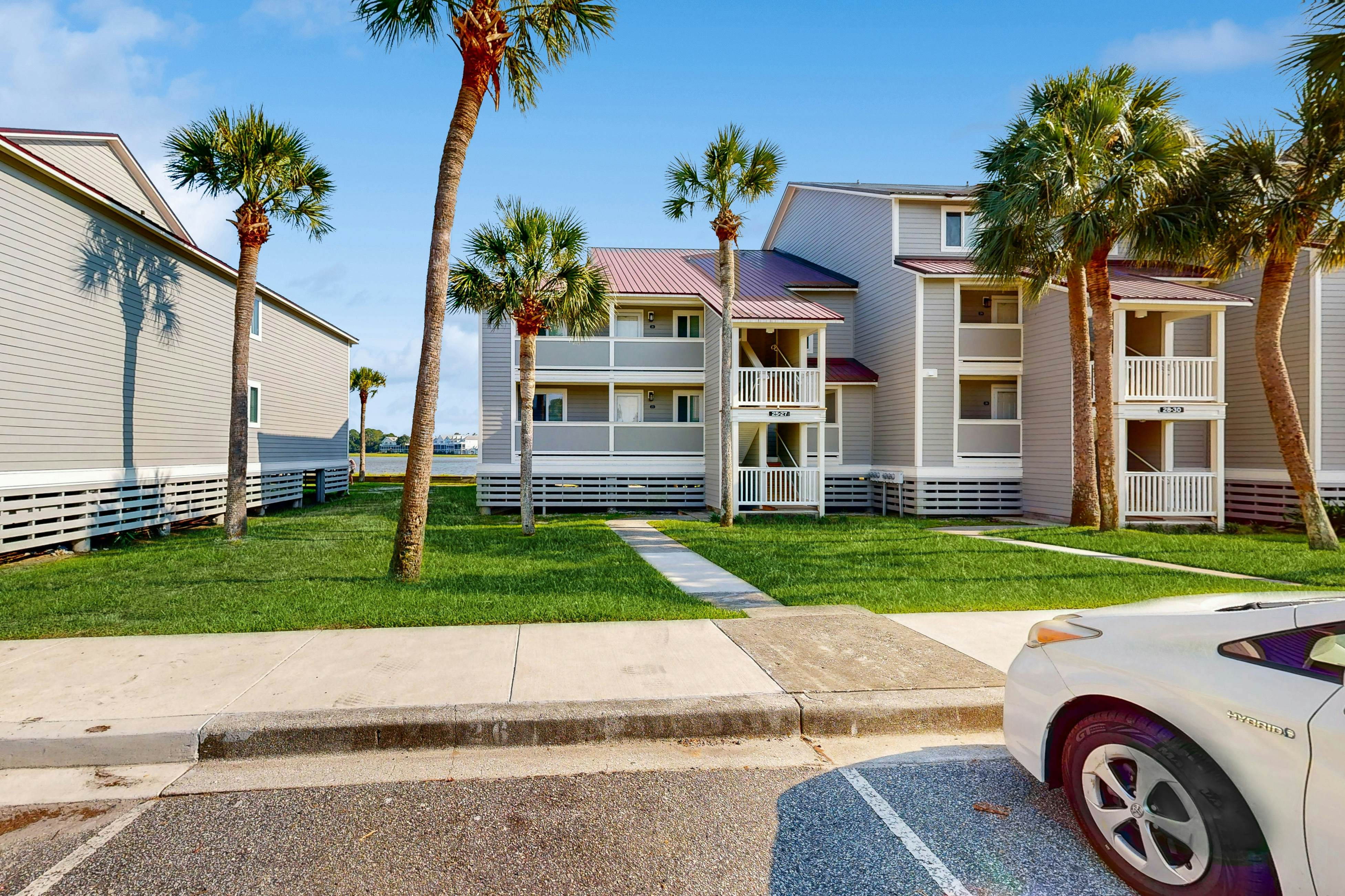 Elegant riverfront condo with access to private W/D, central AC, and pool access