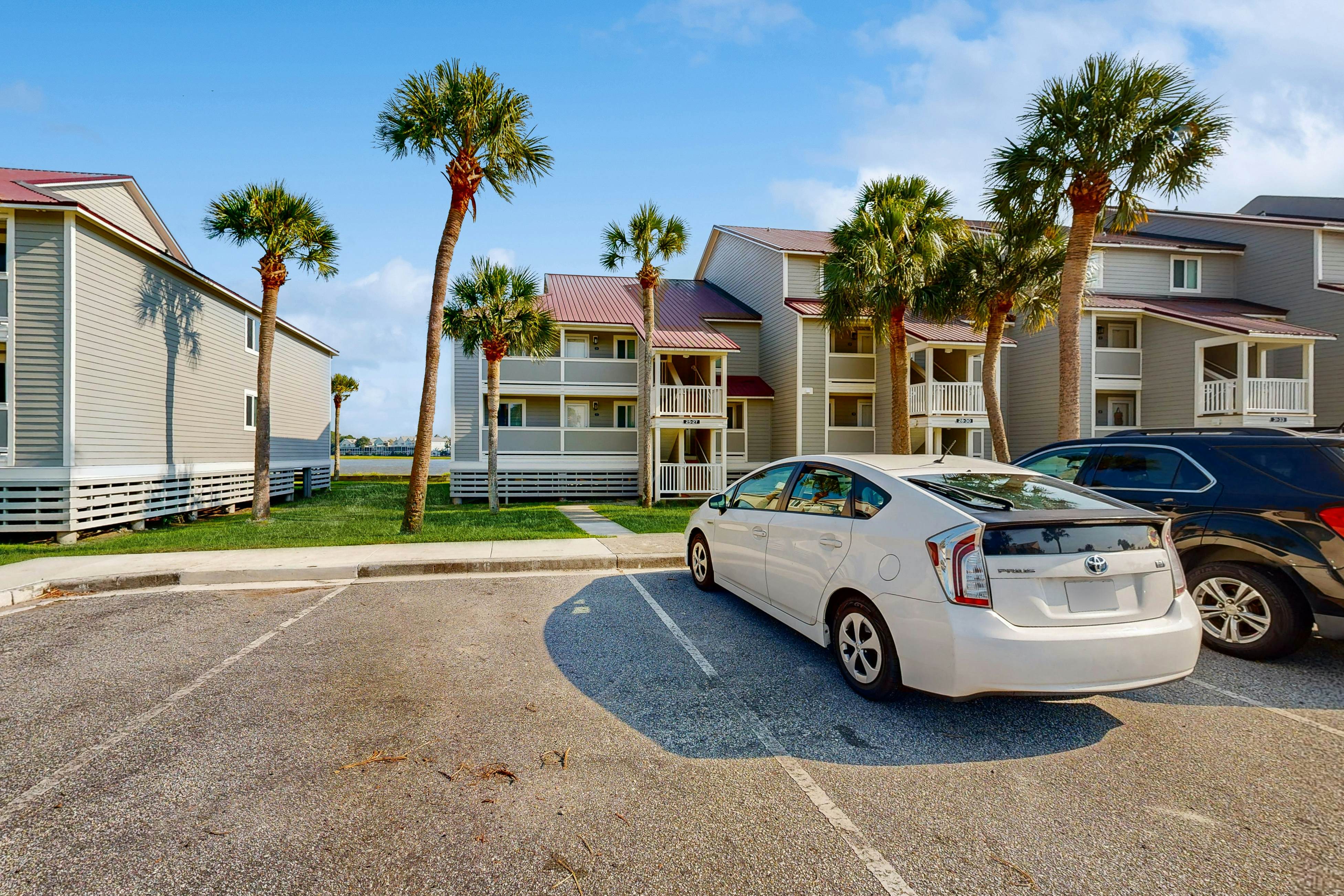 Elegant riverfront condo with access to private W/D, central AC, and pool access