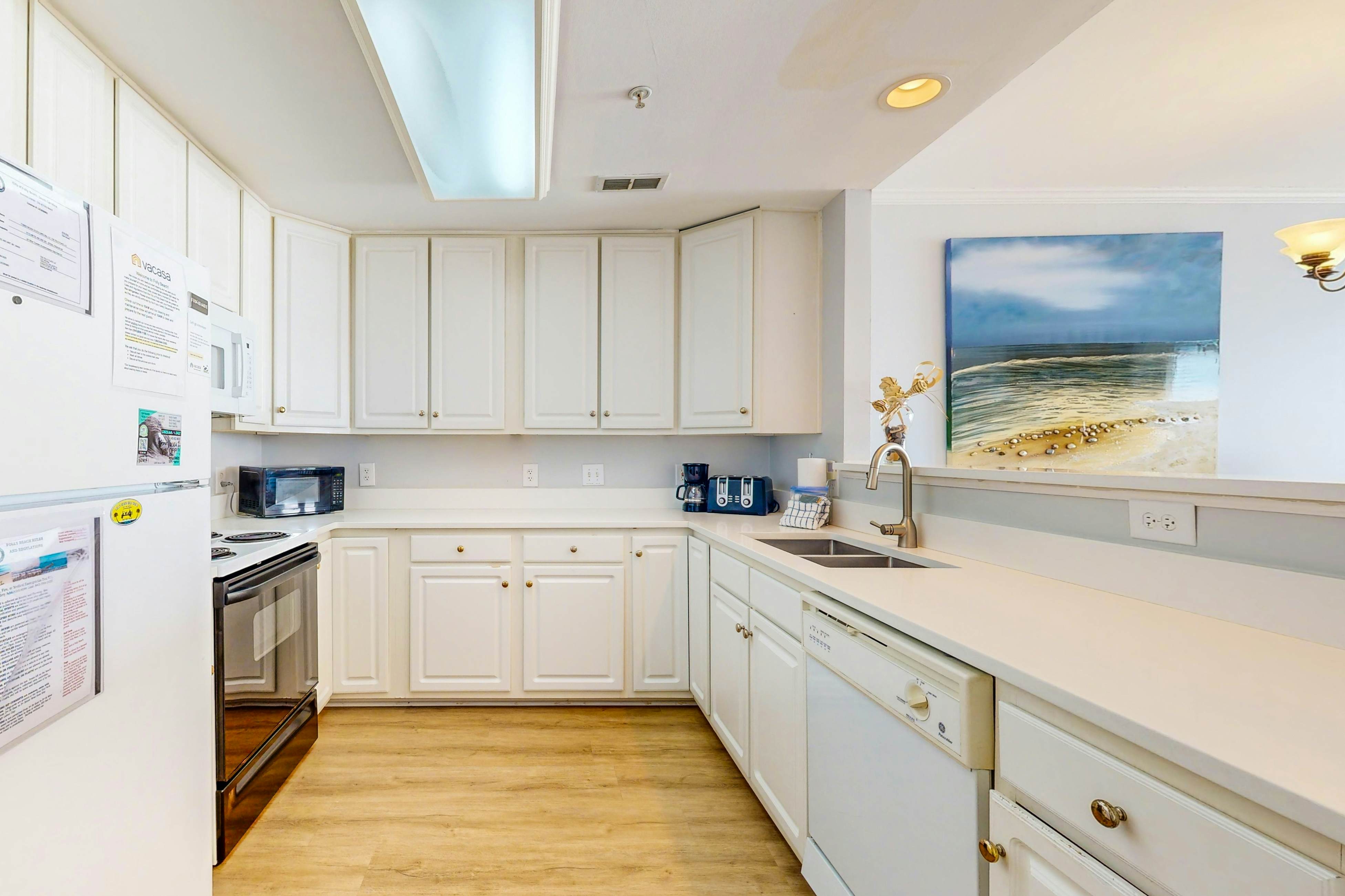 Dog-friendly penthouse with oceanfront balcony - steps to Folly Beach Pier