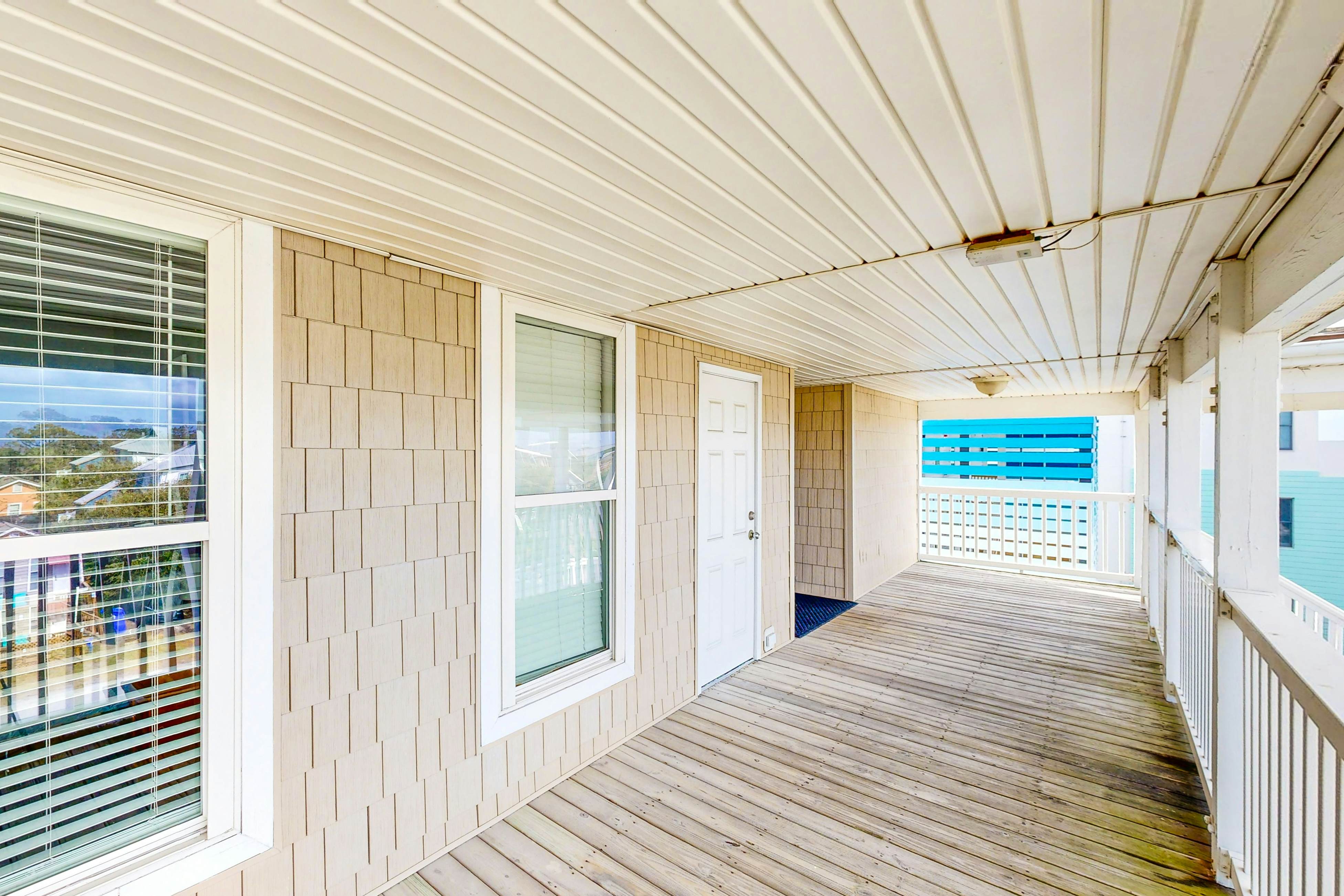 Dog-friendly penthouse with oceanfront balcony - steps to Folly Beach Pier
