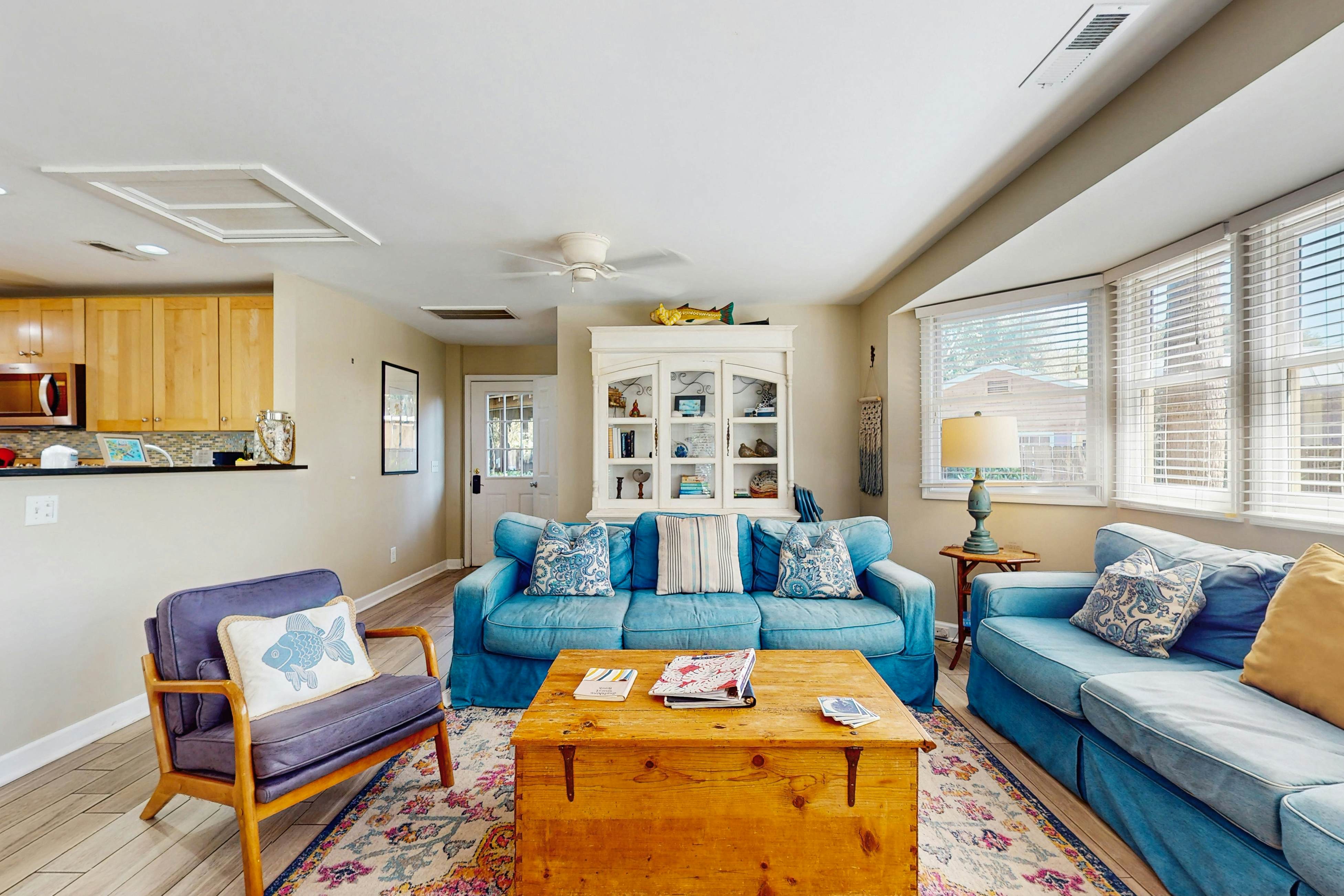 Downtown dog-friendly home with outdoor shower, level 2 EV charger