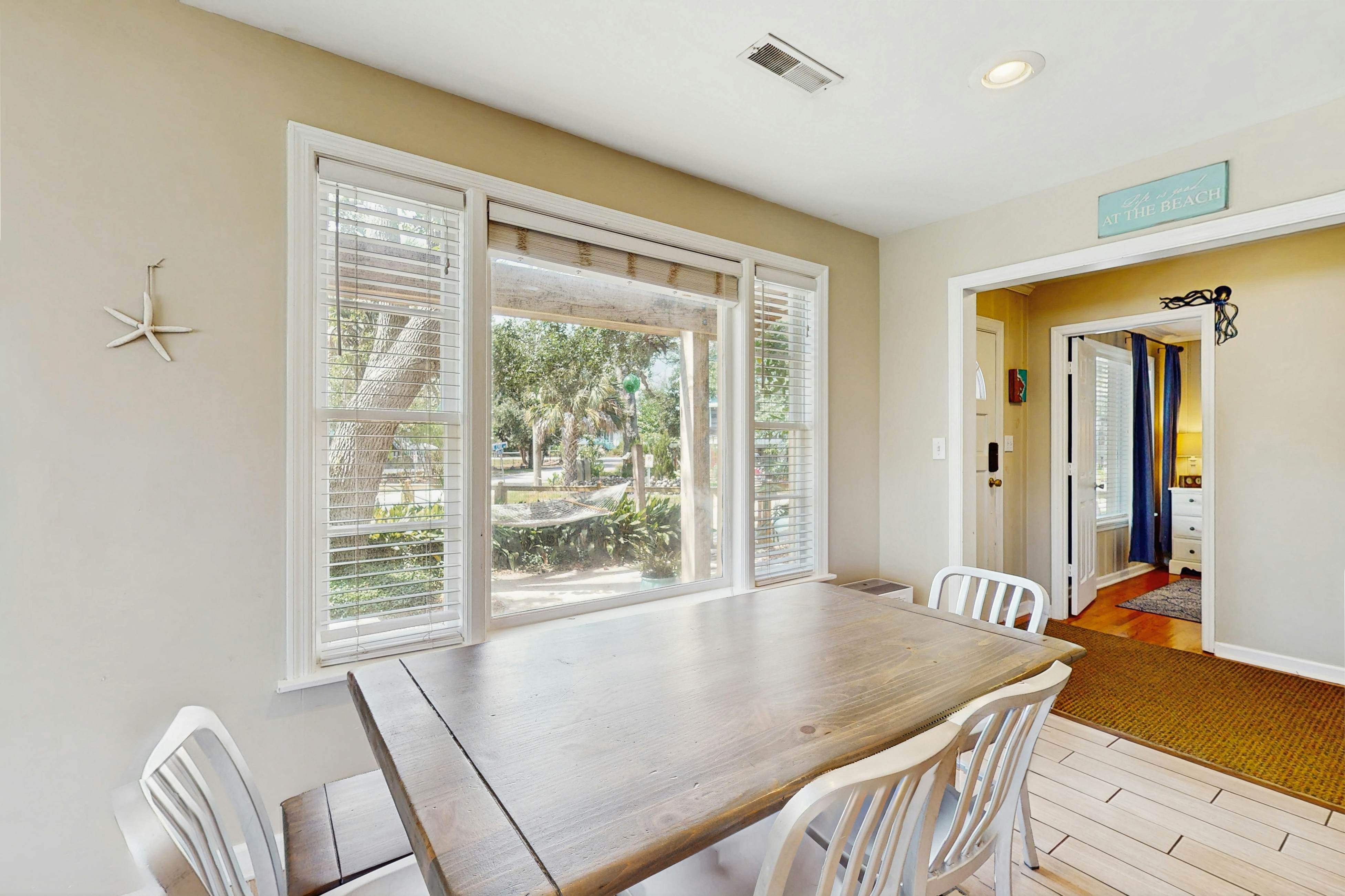 Downtown dog-friendly home with outdoor shower, level 2 EV charger