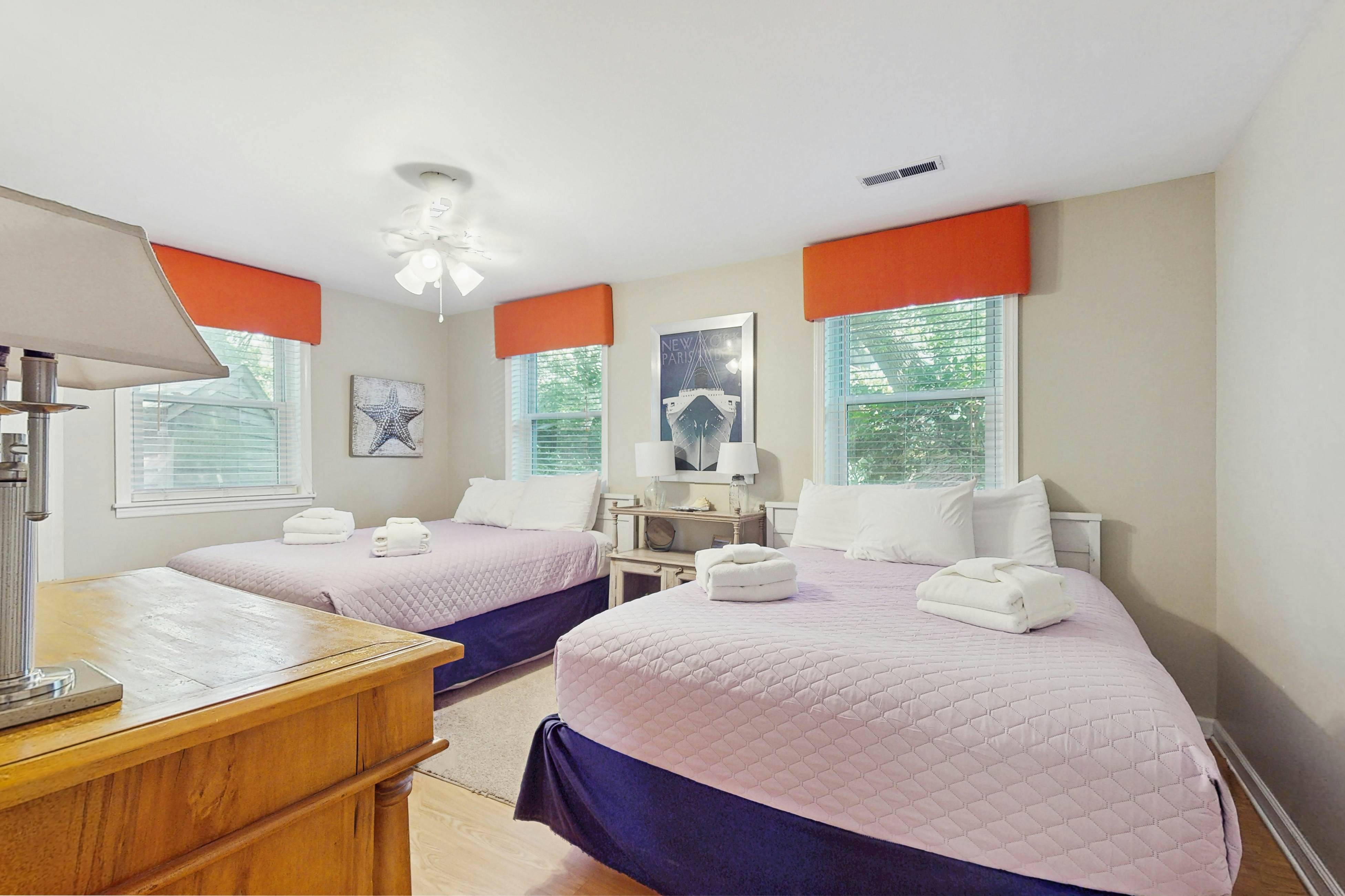 Downtown dog-friendly home with outdoor shower, level 2 EV charger