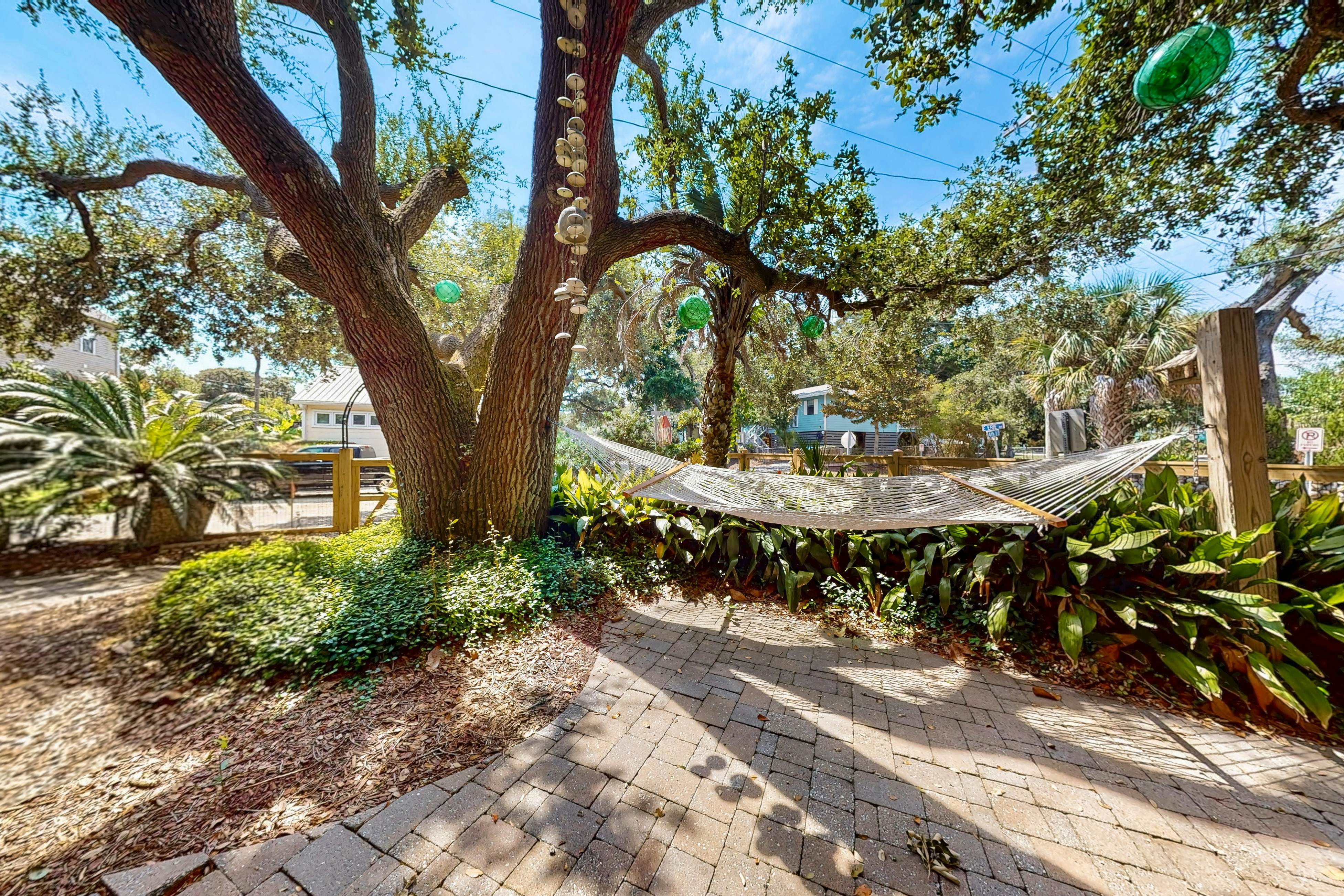 Downtown dog-friendly home with outdoor shower, level 2 EV charger