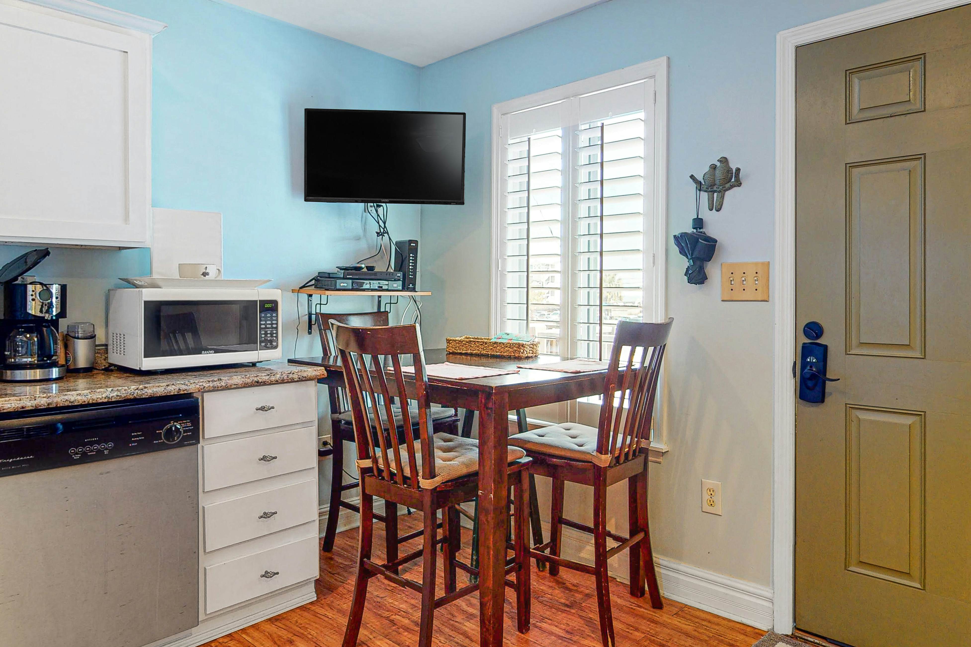 Dog-Friendly, Downtown Folly Beach Condo w/Free WiFi, Flatscreen TVs & more