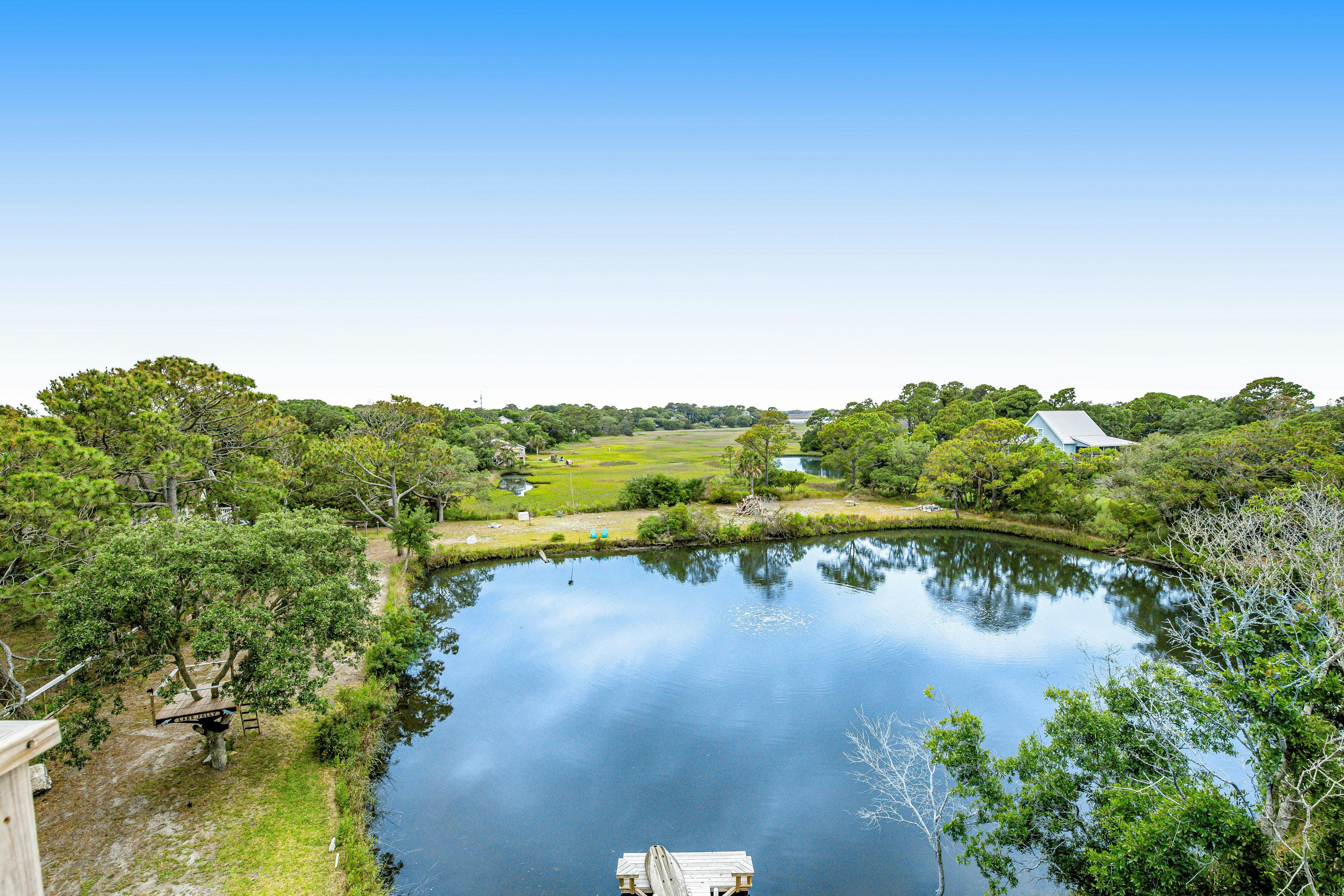 Fantastic coastal retreat with private dock, gas grill, two decks, & fast WiFi