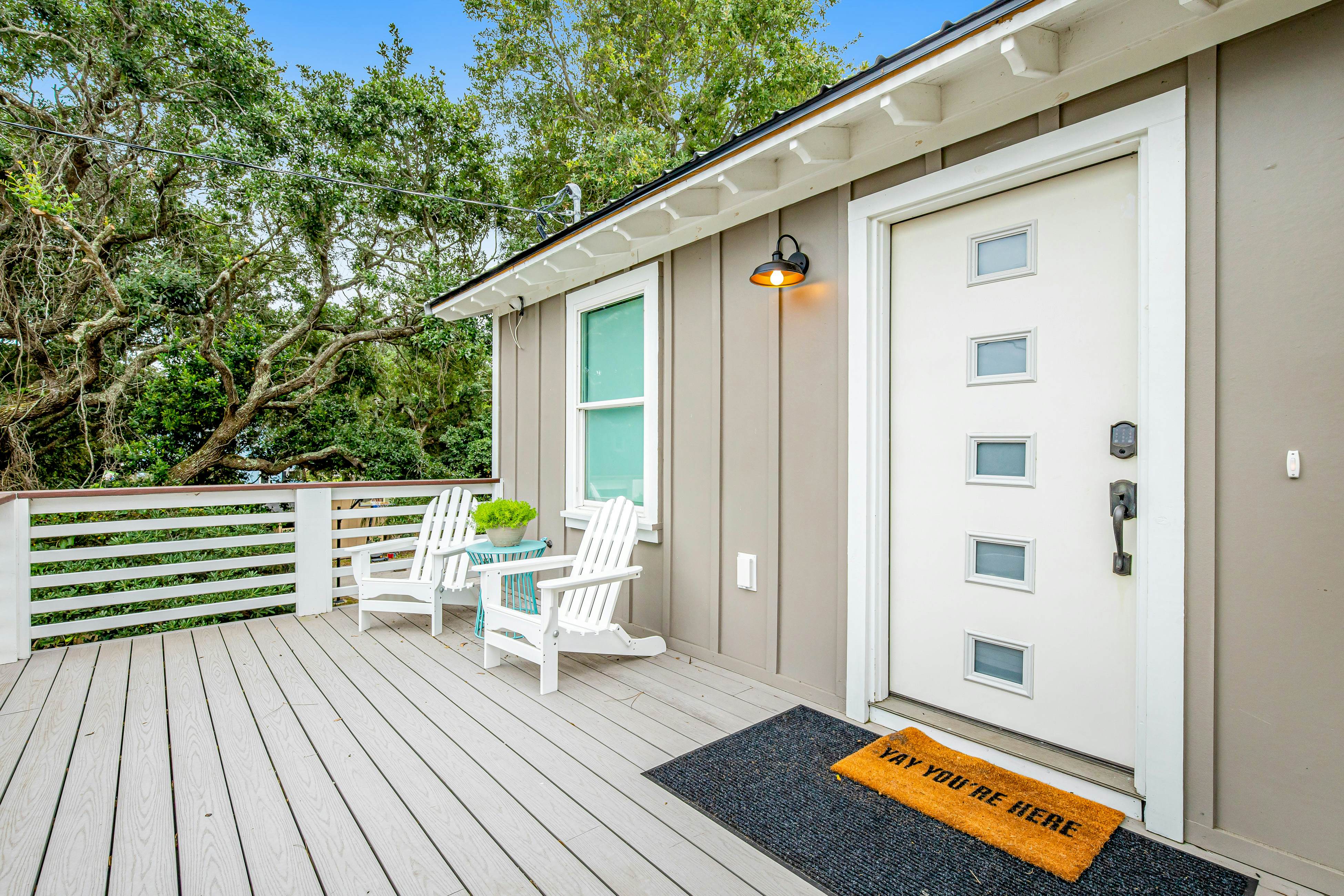 Fantastic coastal retreat with private dock, gas grill, two decks, & fast WiFi