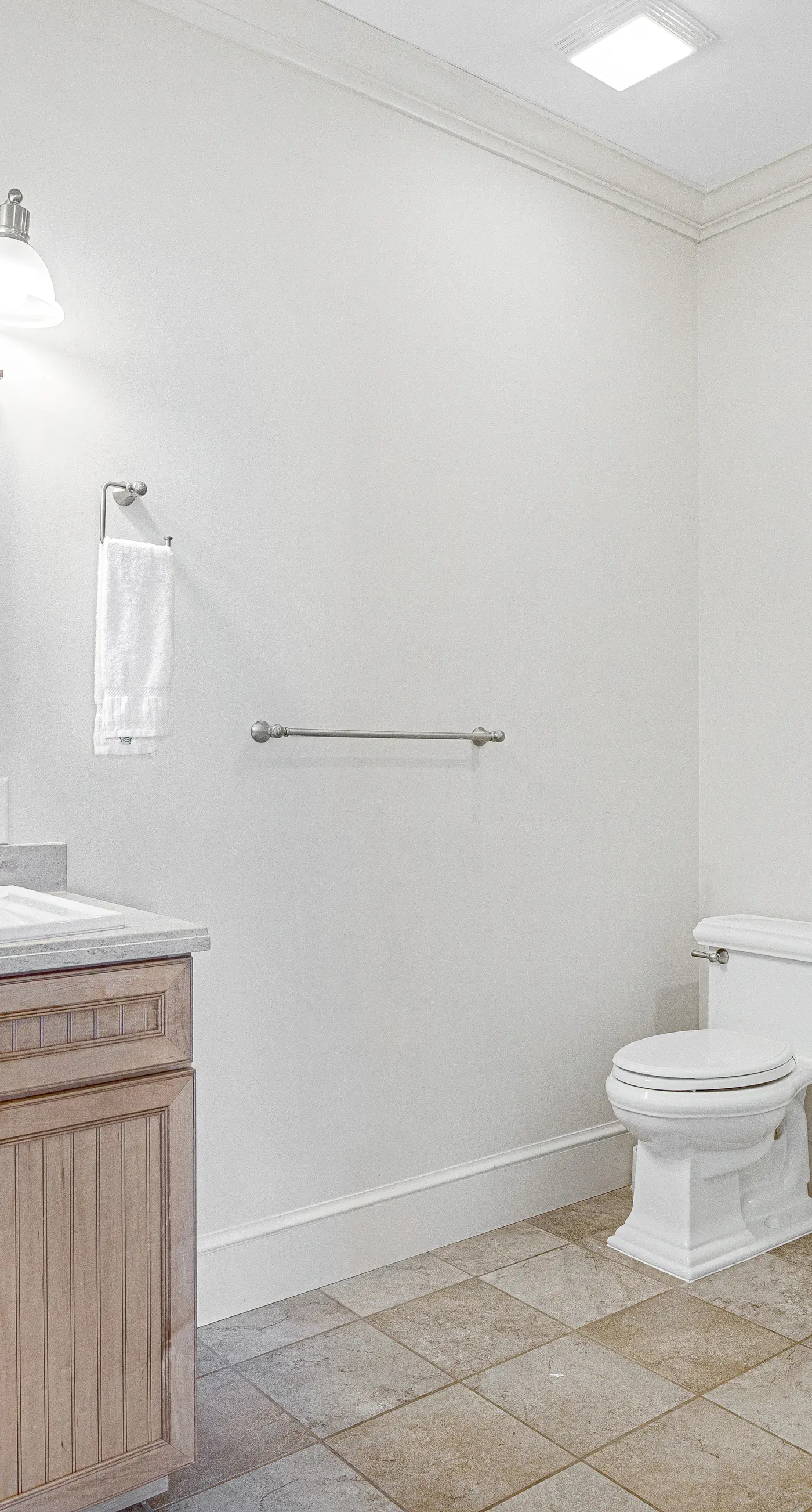 Gorgeous Beachfront Home w/ Oceanfront Views, Deck, Beach Boardwalk & WiFi