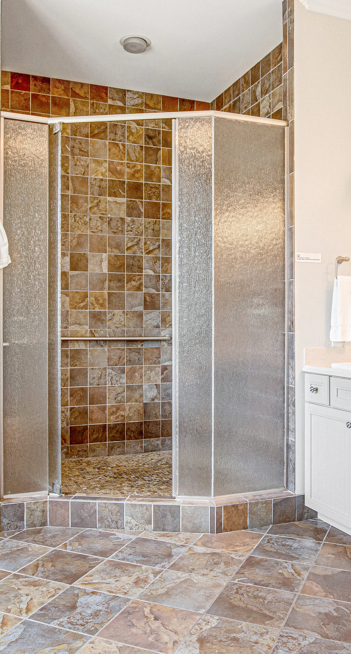 Gorgeous Beachfront Home w/ Oceanfront Views, Deck, Beach Boardwalk & WiFi