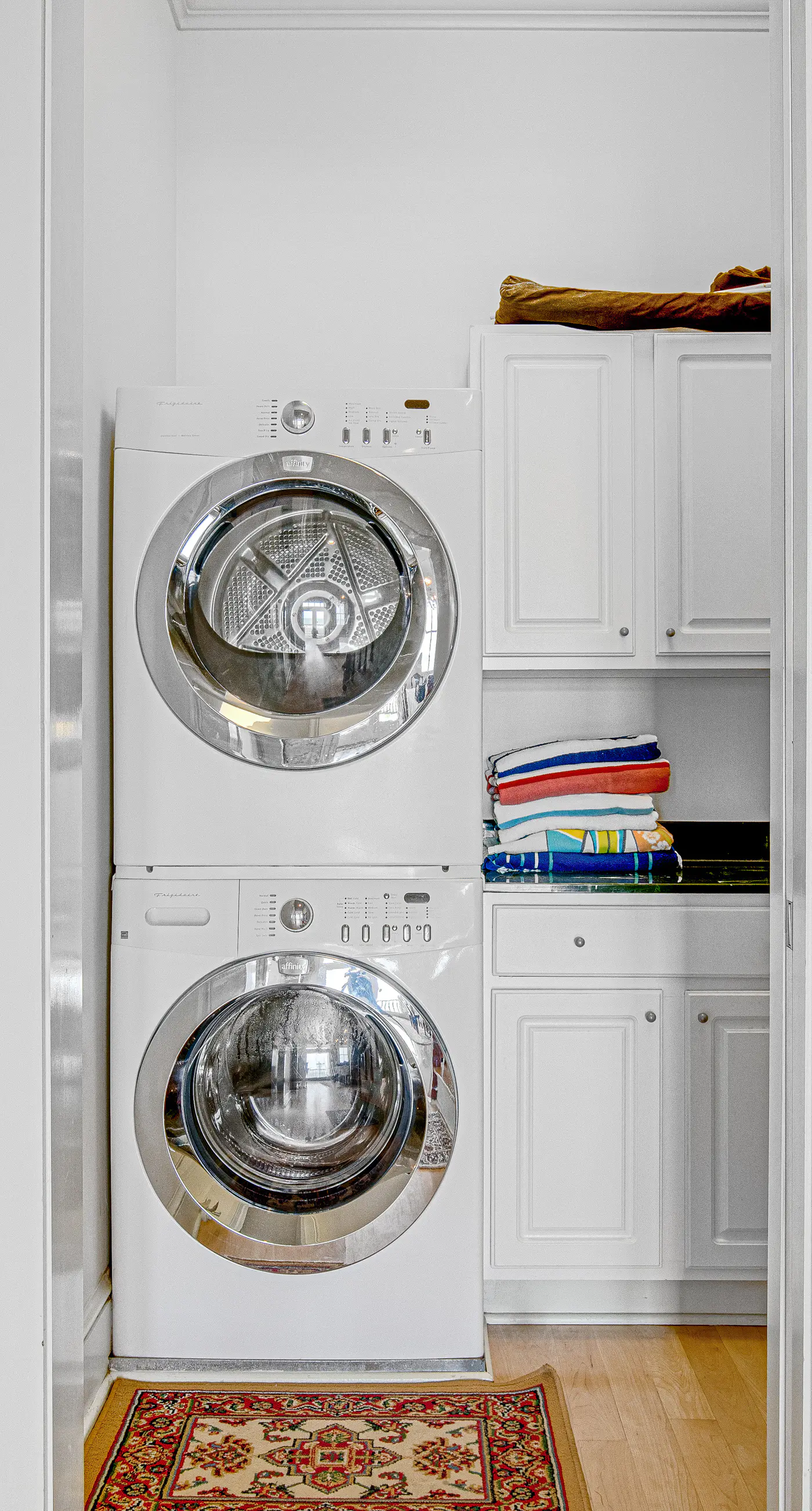 Gorgeous Beachfront Home w/ Oceanfront Views, Deck, Beach Boardwalk & WiFi