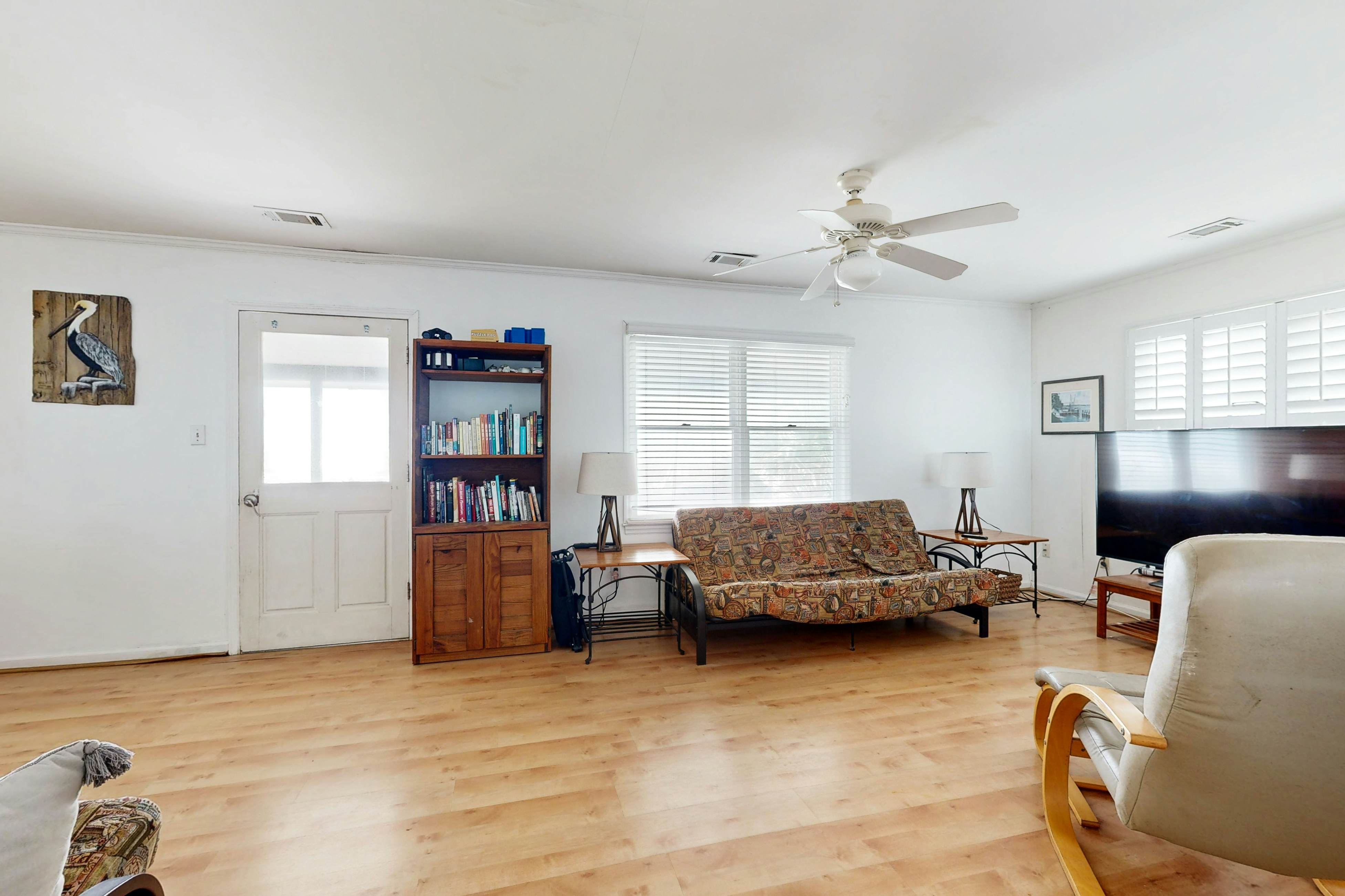 Beach Across the Street Ocean View Home w/ Roof Deck, Porch, AC - Dogs OK