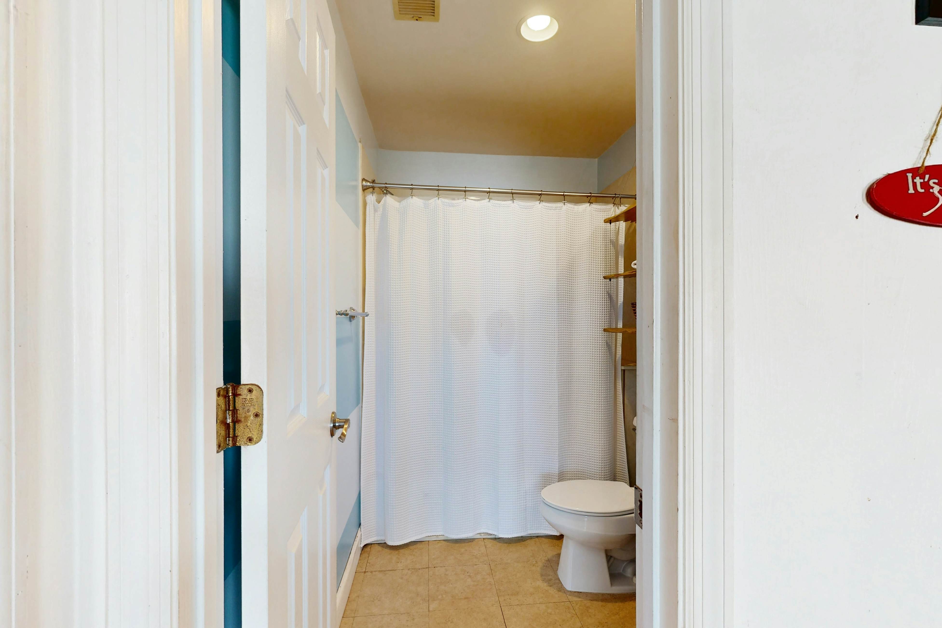 Beach Across the Street Ocean View Home w/ Roof Deck, Porch, AC - Dogs OK