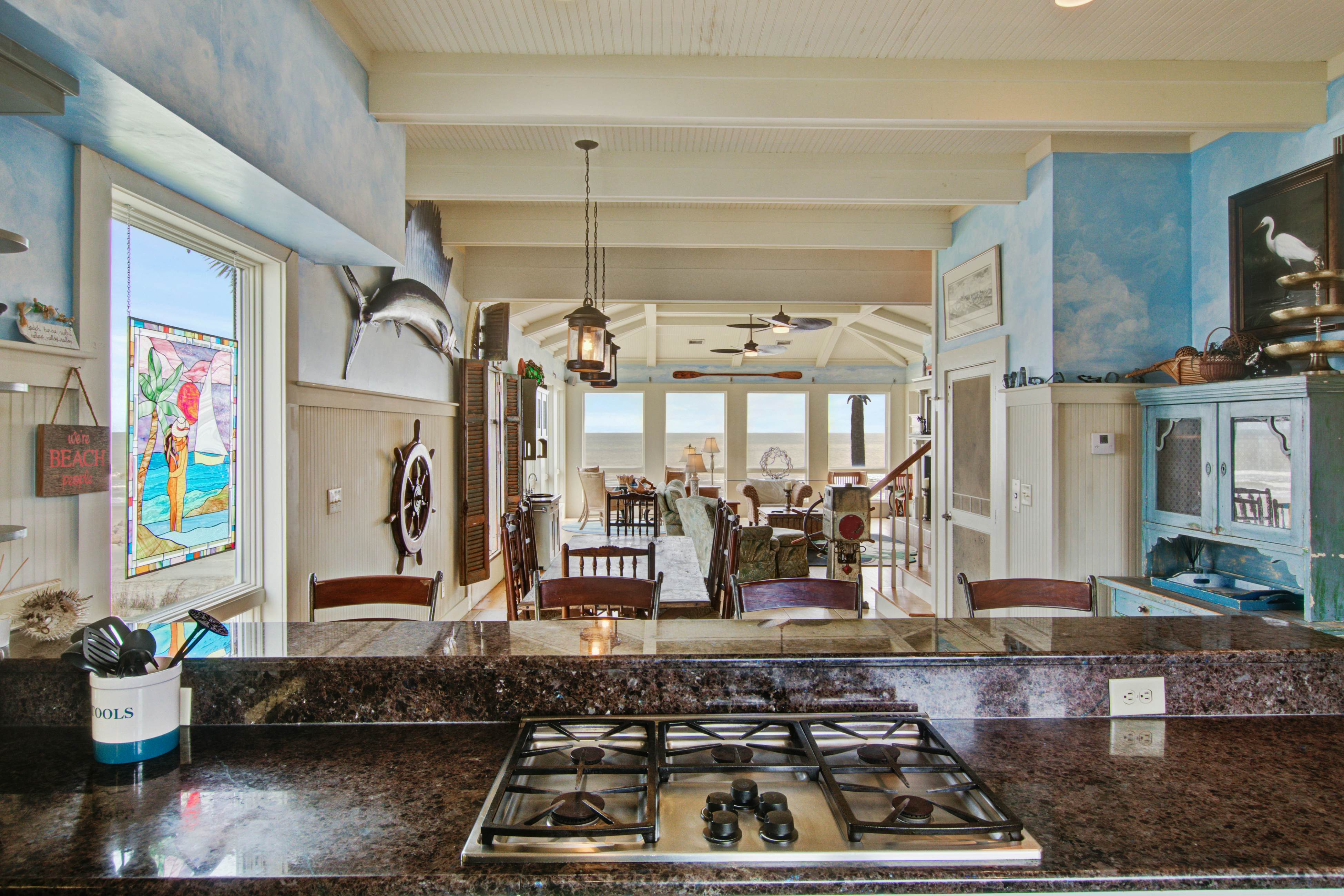 Luxury oceanfront home with AC & available for special events - dog-friendly