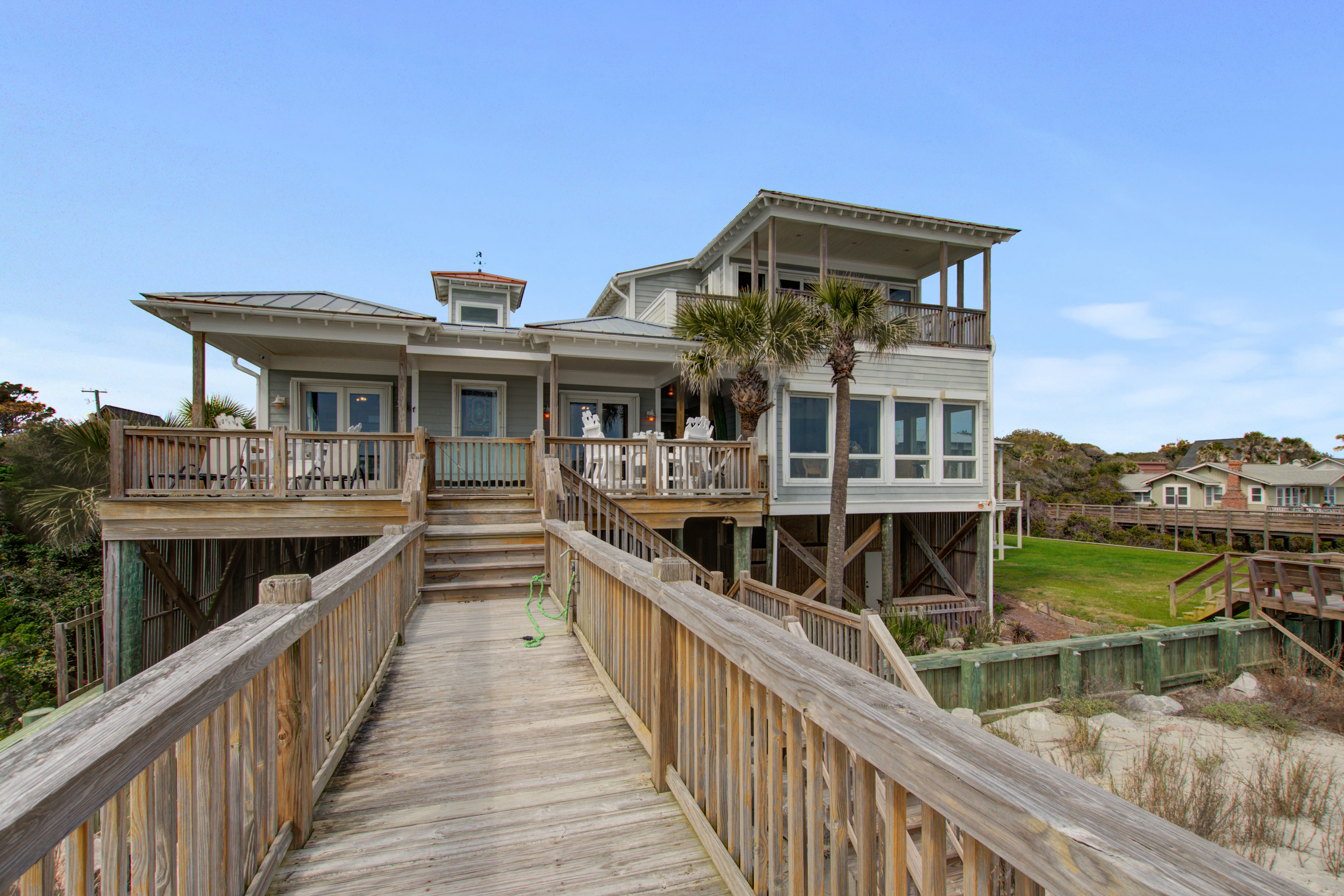 Luxury, Dog-Friendly, Oceanfront Home on Folly Beach