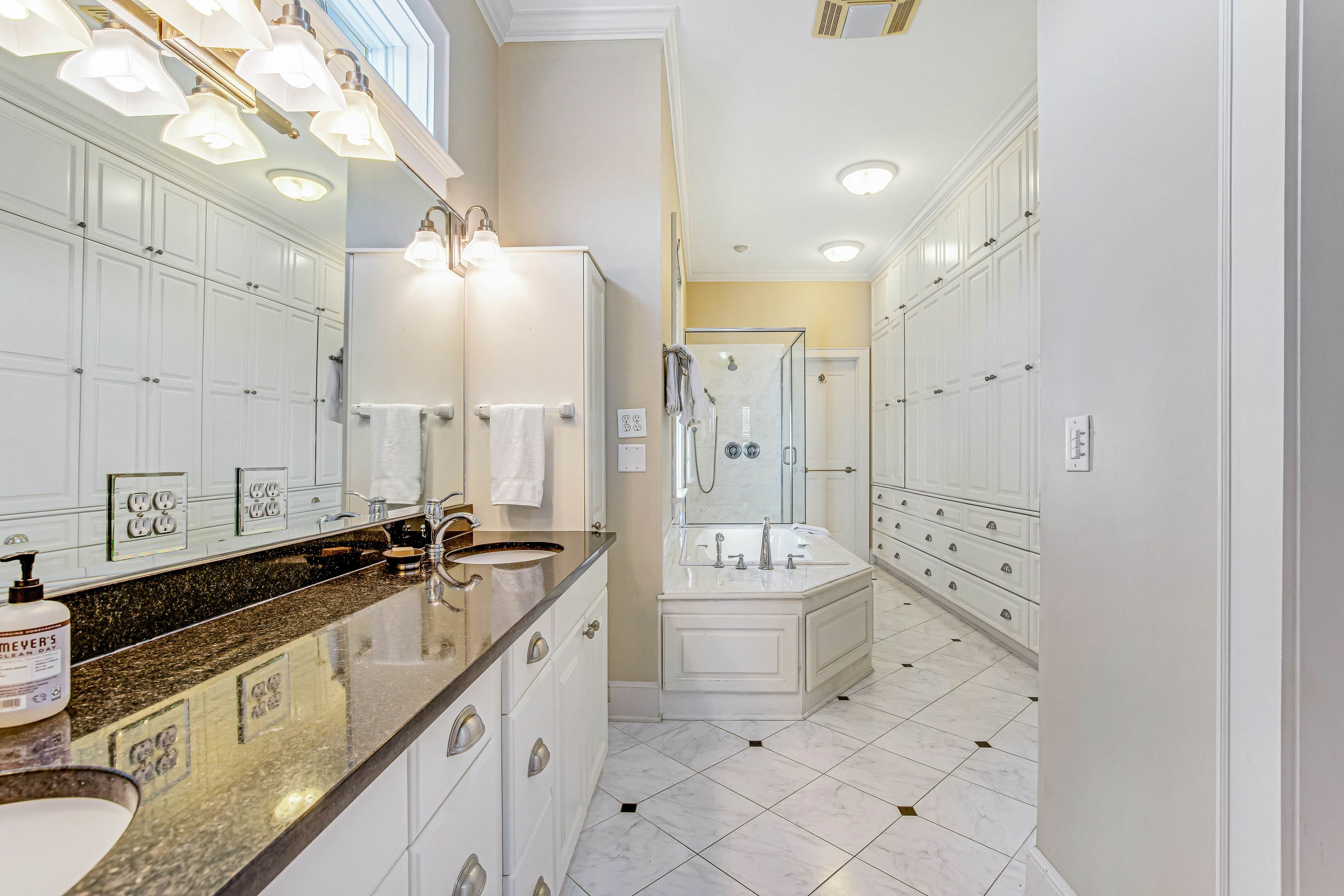 Ocean-View Luxury Home - Dog-Friendly - Private Hot Tub, WiFi, W/D & Central AC