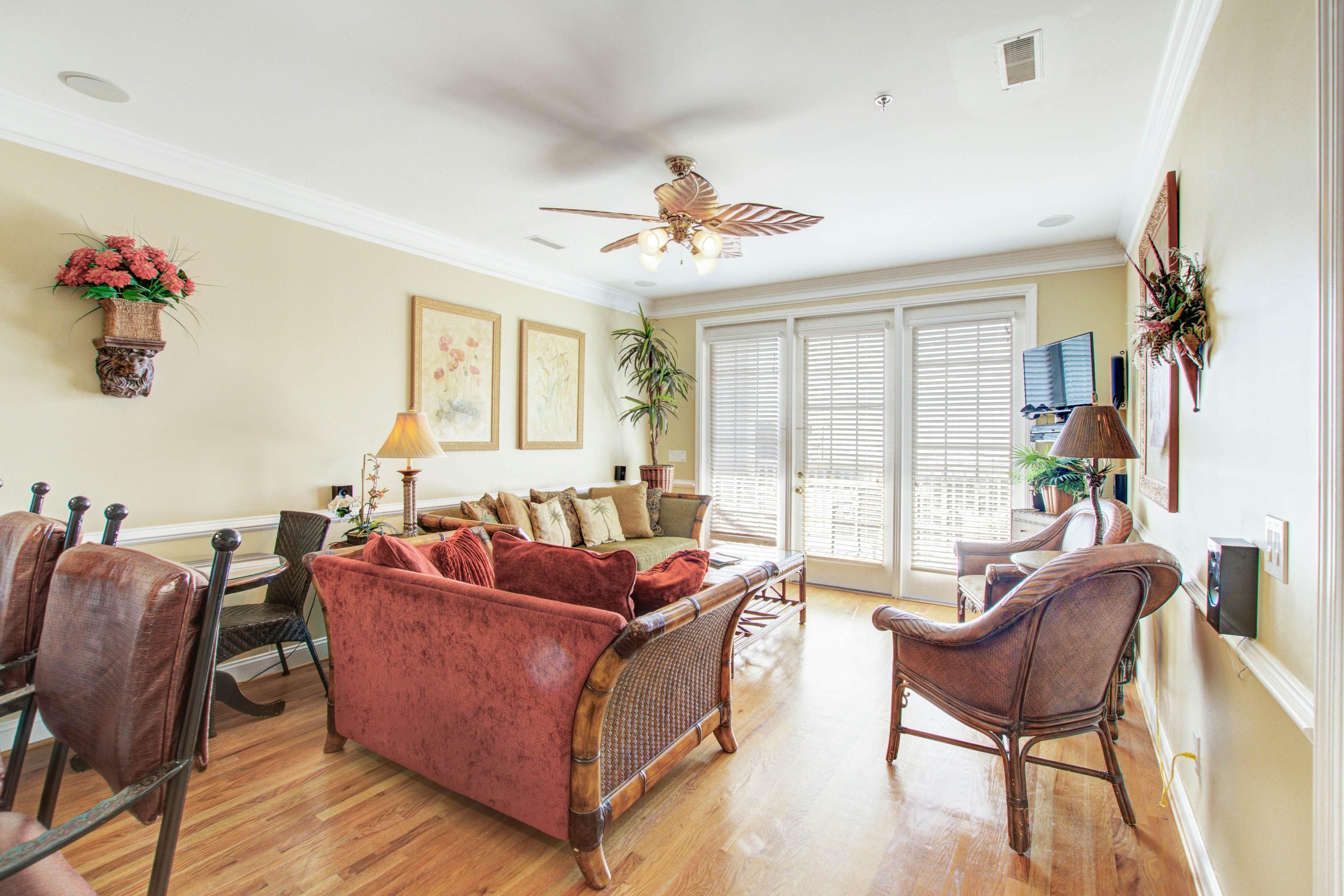 Second-level beachfront villa w/shared pool, ocean views, & balcony