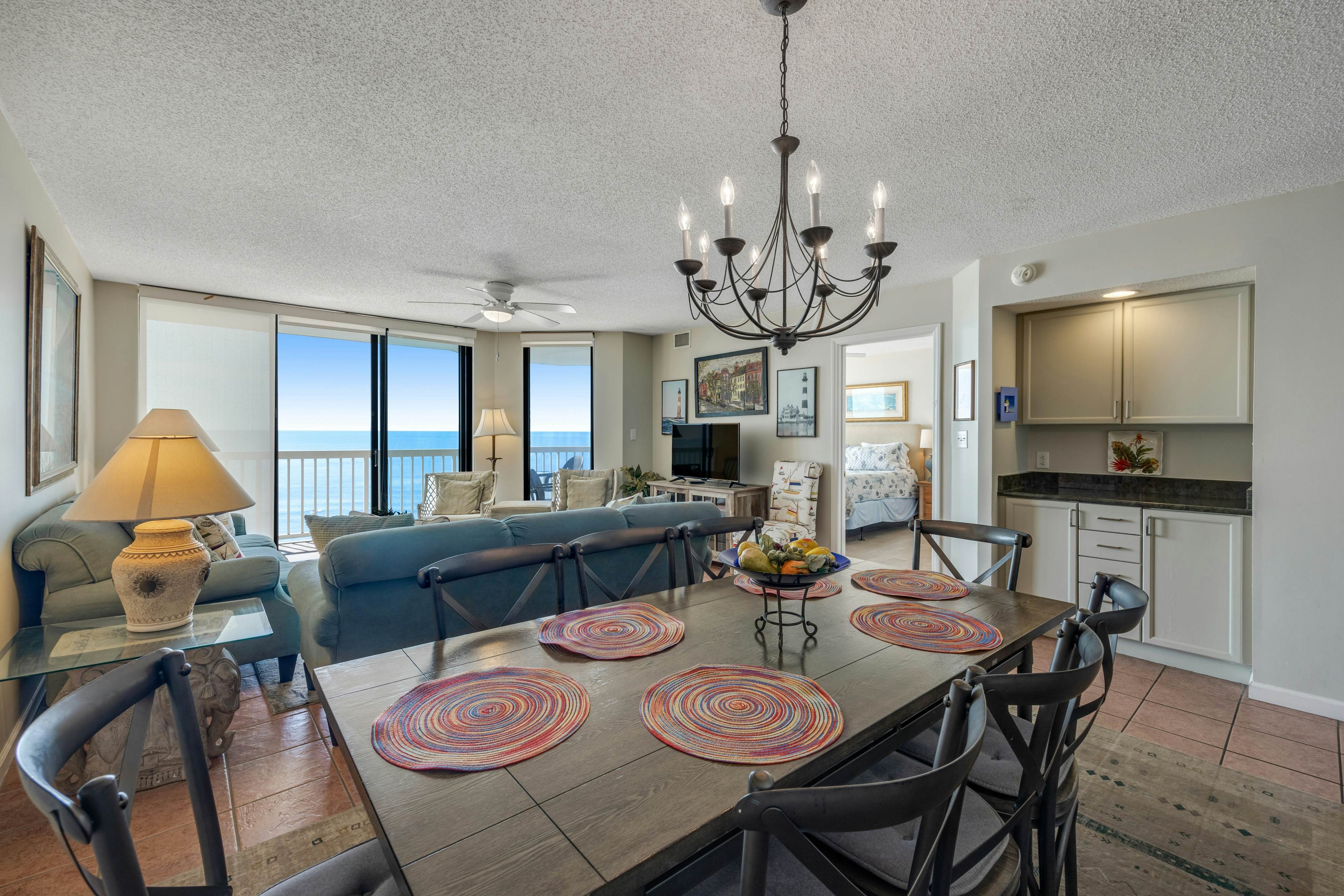 Oceanfront, third-floor villa with great views, balcony & 2 shared pools