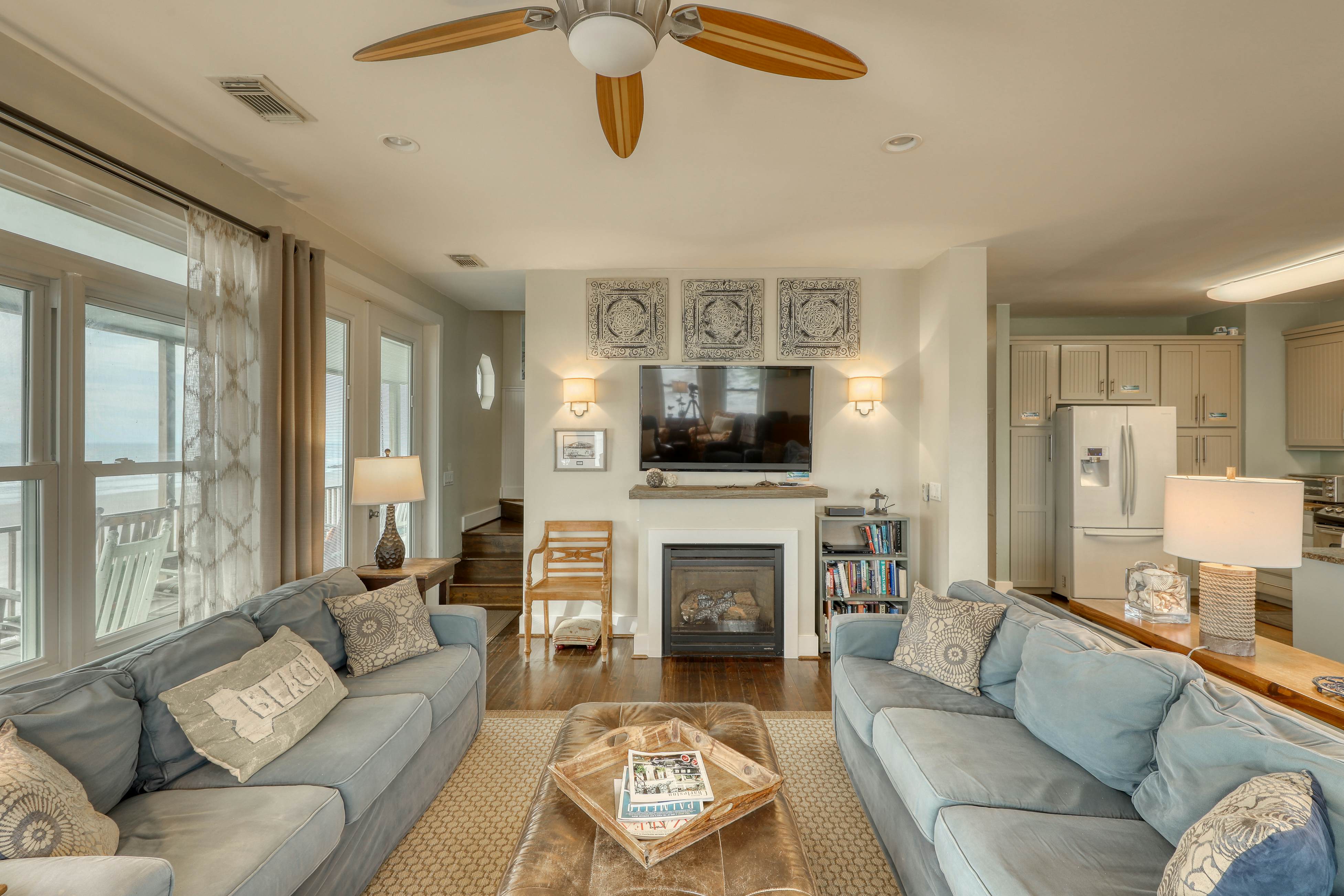 Raised oceanfront home with elevator & outdoor shower just steps from beach