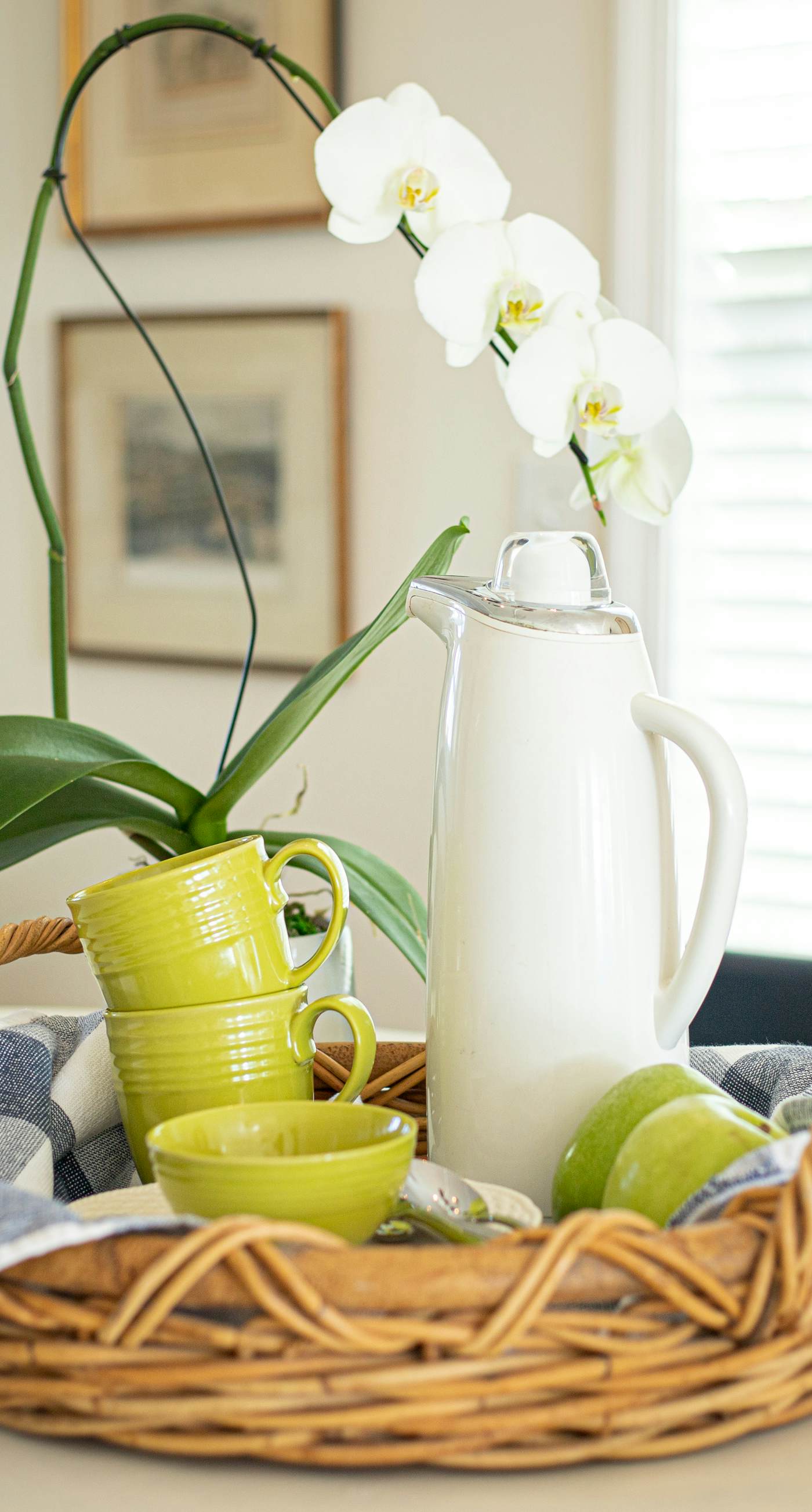 Newly renovated oceanfront home with private beach access & screened porch