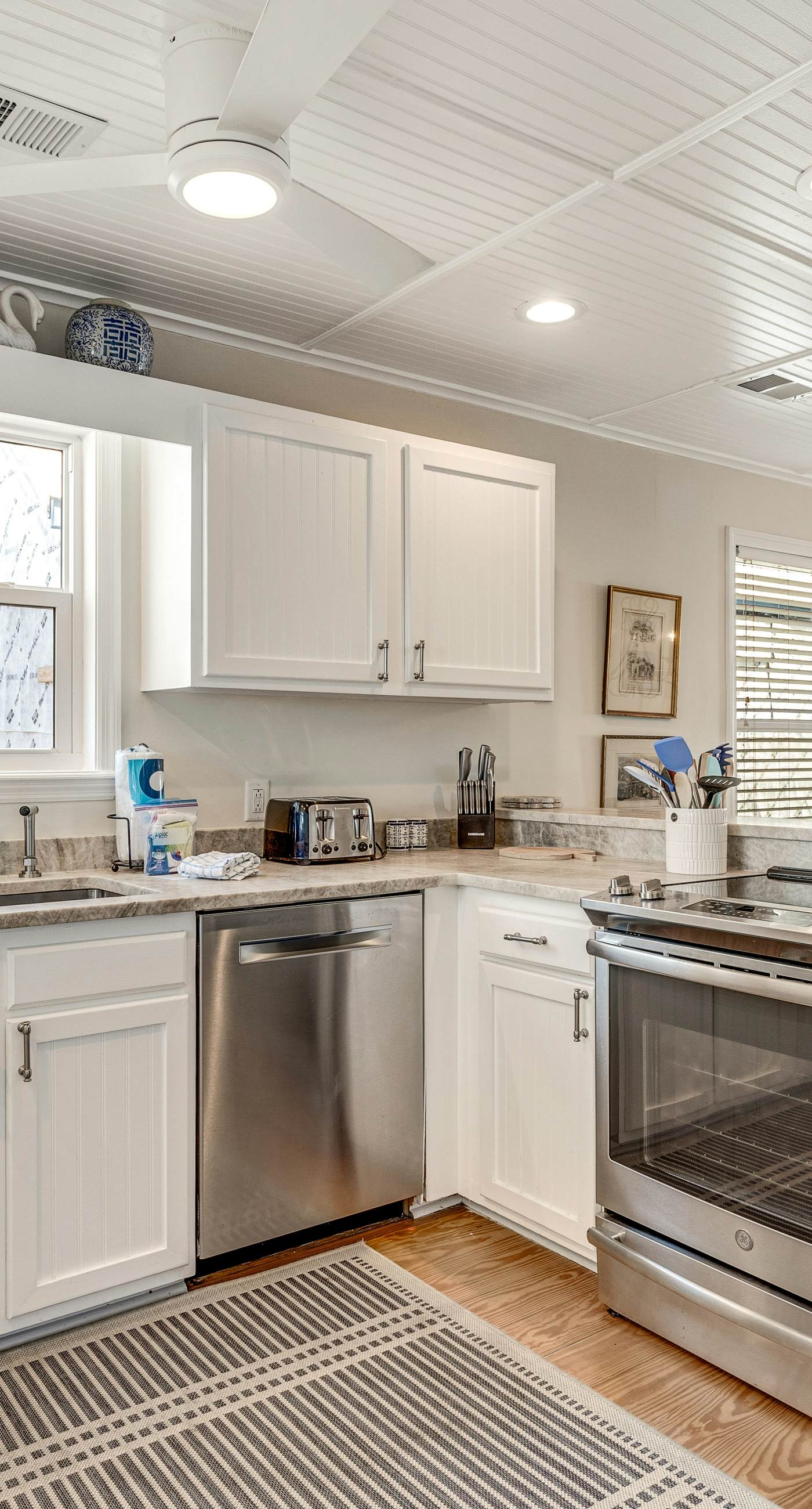 Newly renovated oceanfront home with private beach access & screened porch