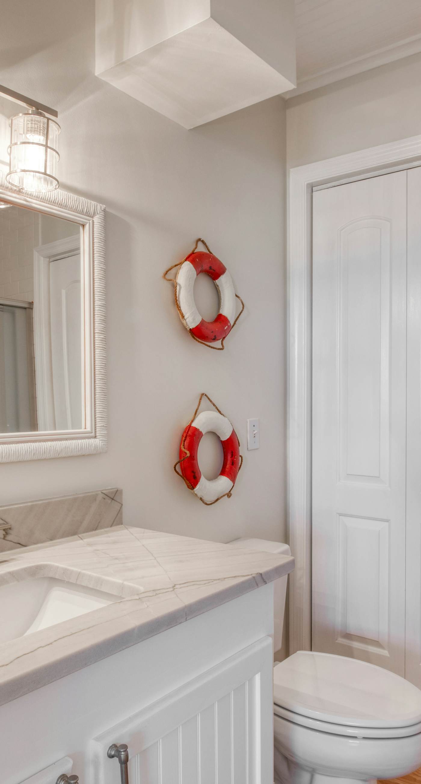 Newly renovated oceanfront home with private beach access & screened porch