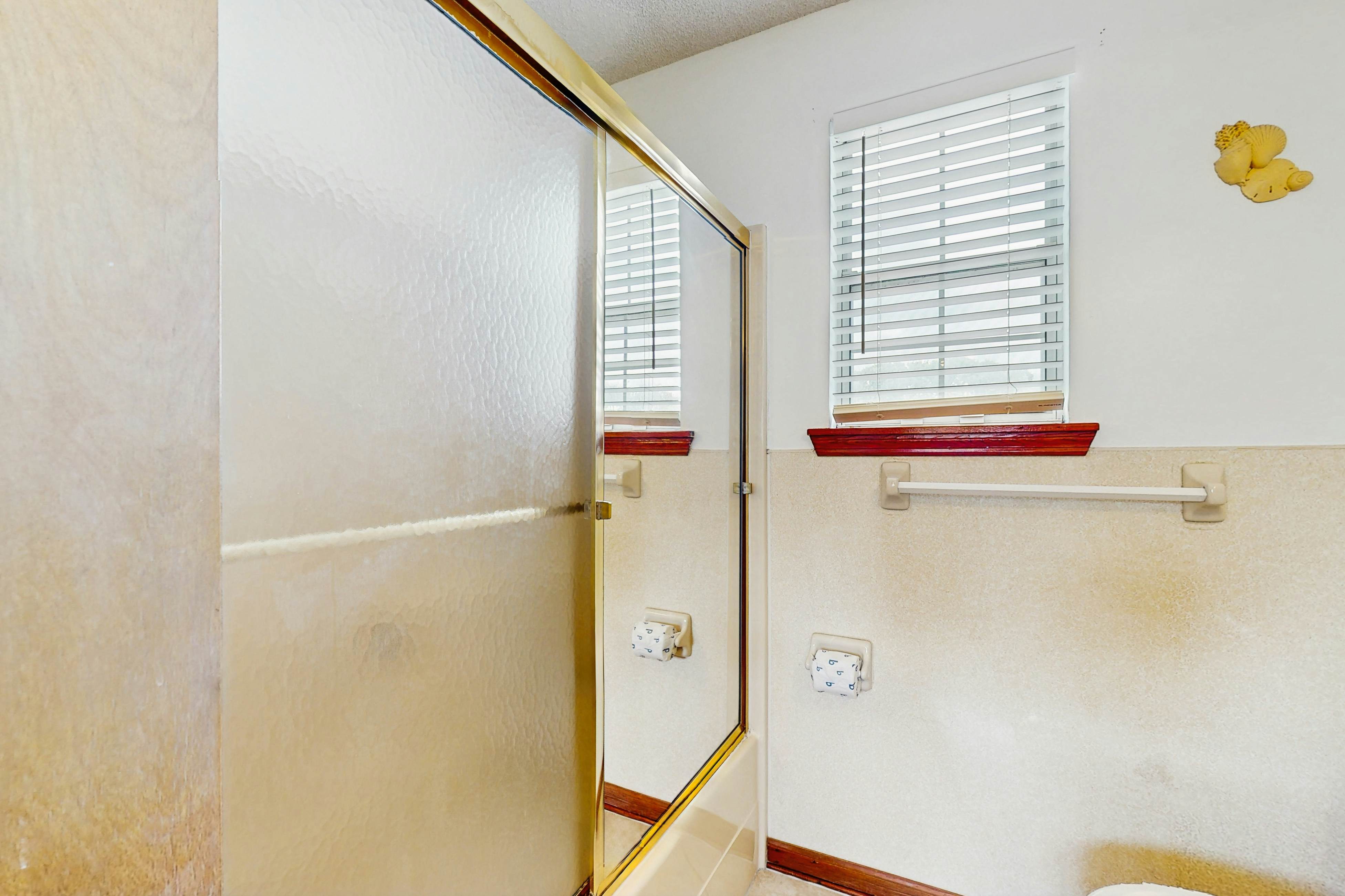 Dog-Friendly Beach Home w/ Free WiFi & Private Washer/Dryer - Near Beach & Pier