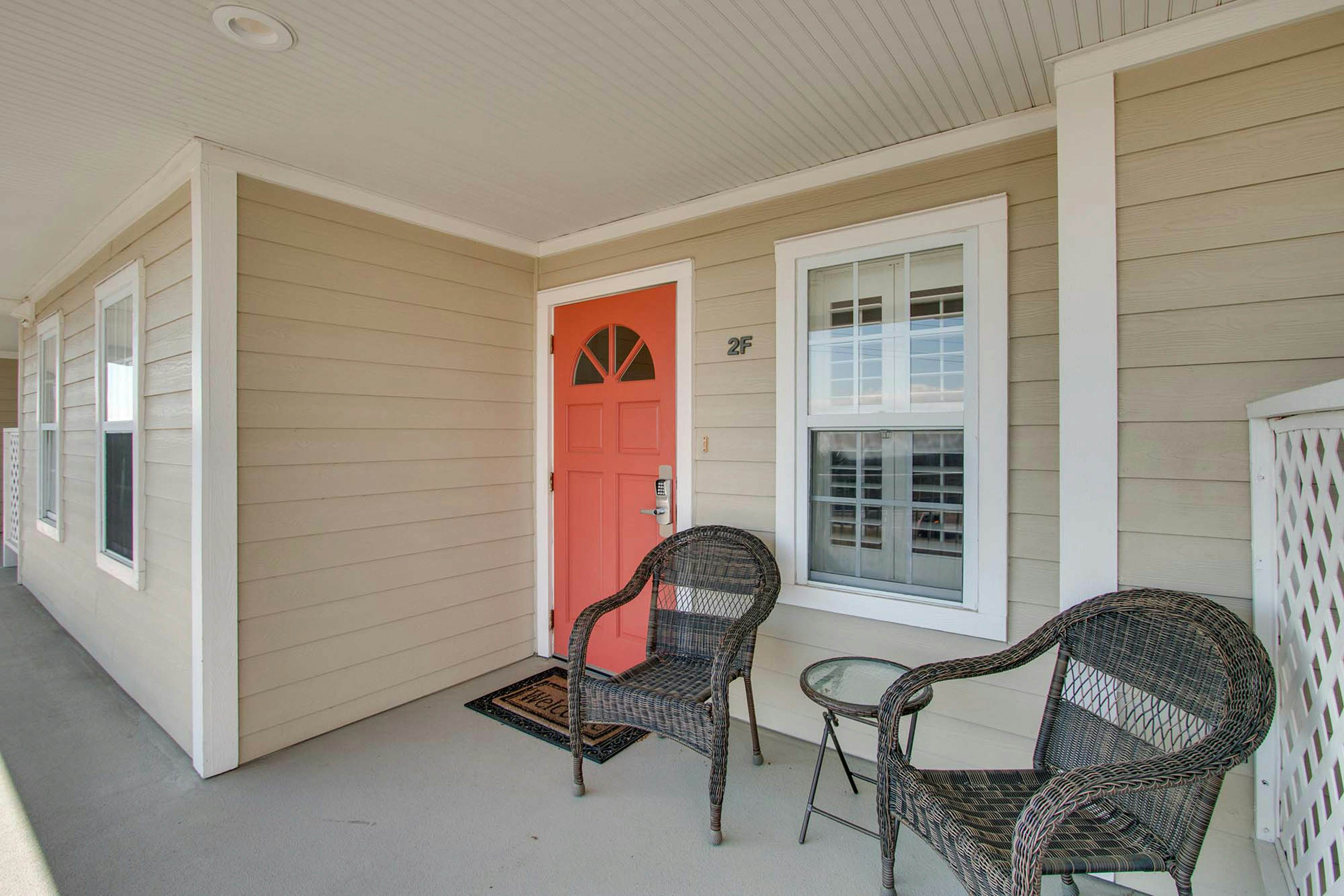 Second-floor condo with river views and access to a community pool