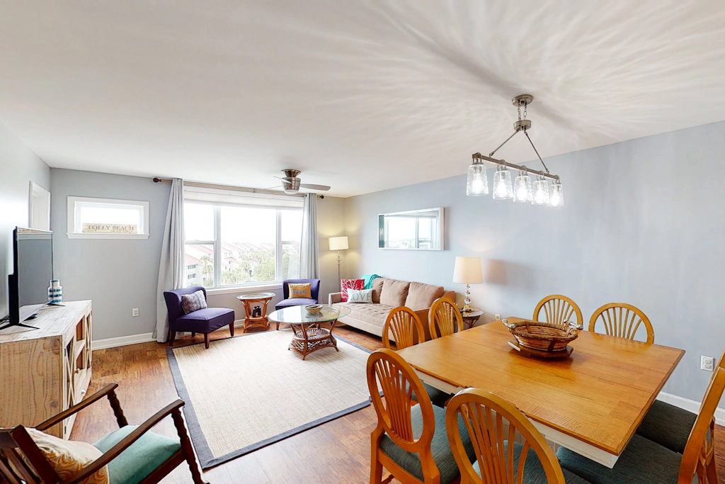 Stunning Condo with Amazing Views of Folly River - Close to Historic Charleston