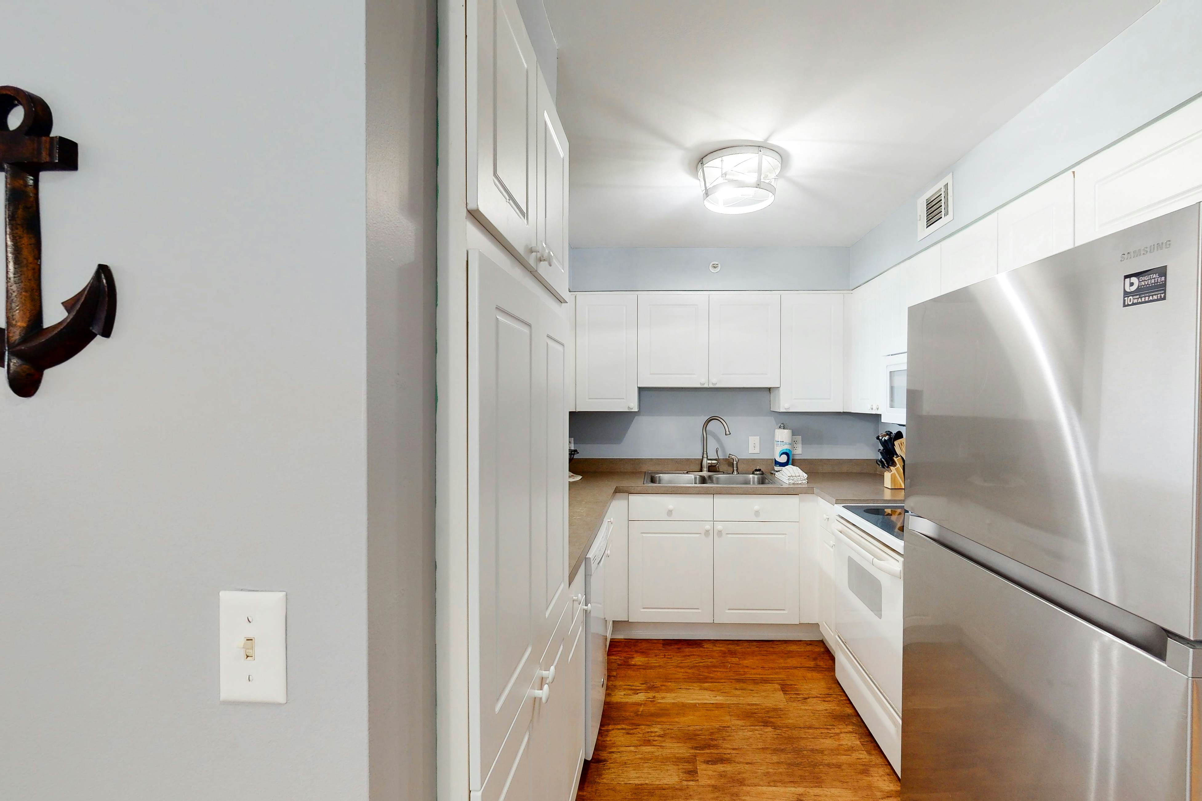 Stunning Condo with Amazing Views of Folly River - Close to Historic Charleston