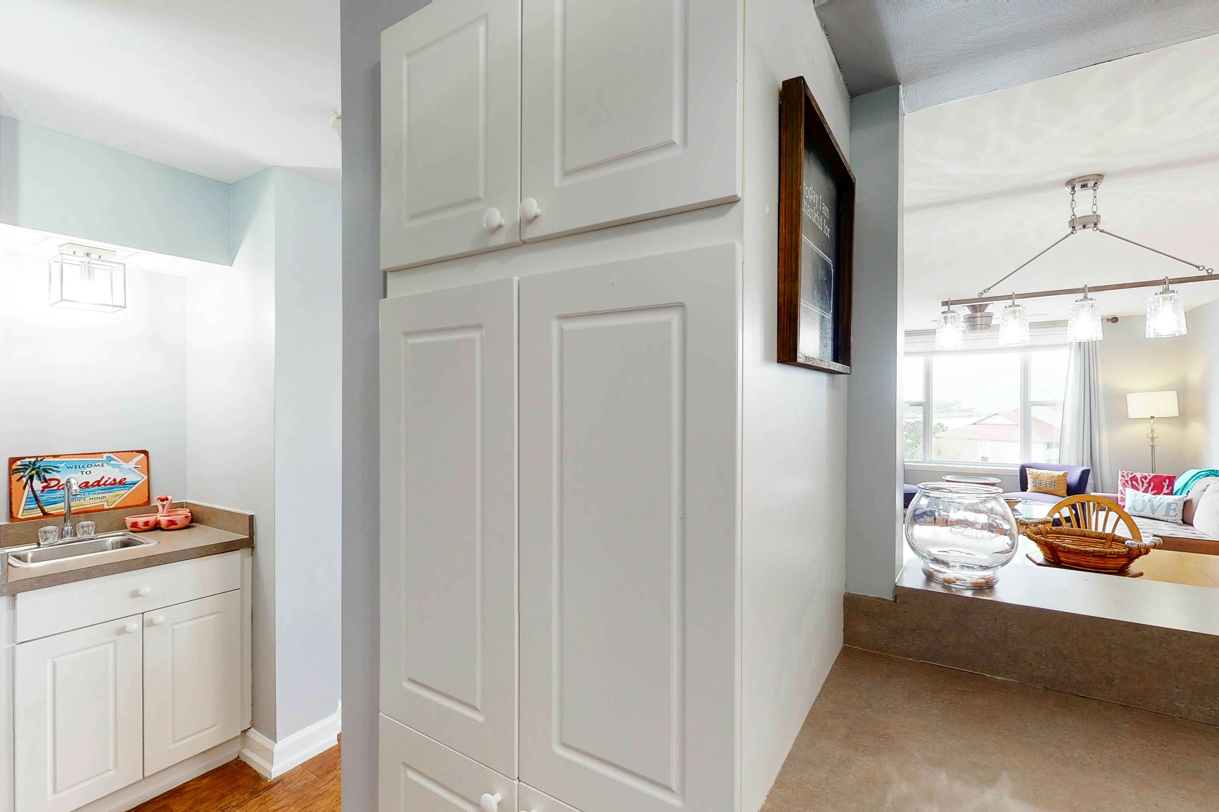 Stunning Condo with Amazing Views of Folly River - Close to Historic Charleston