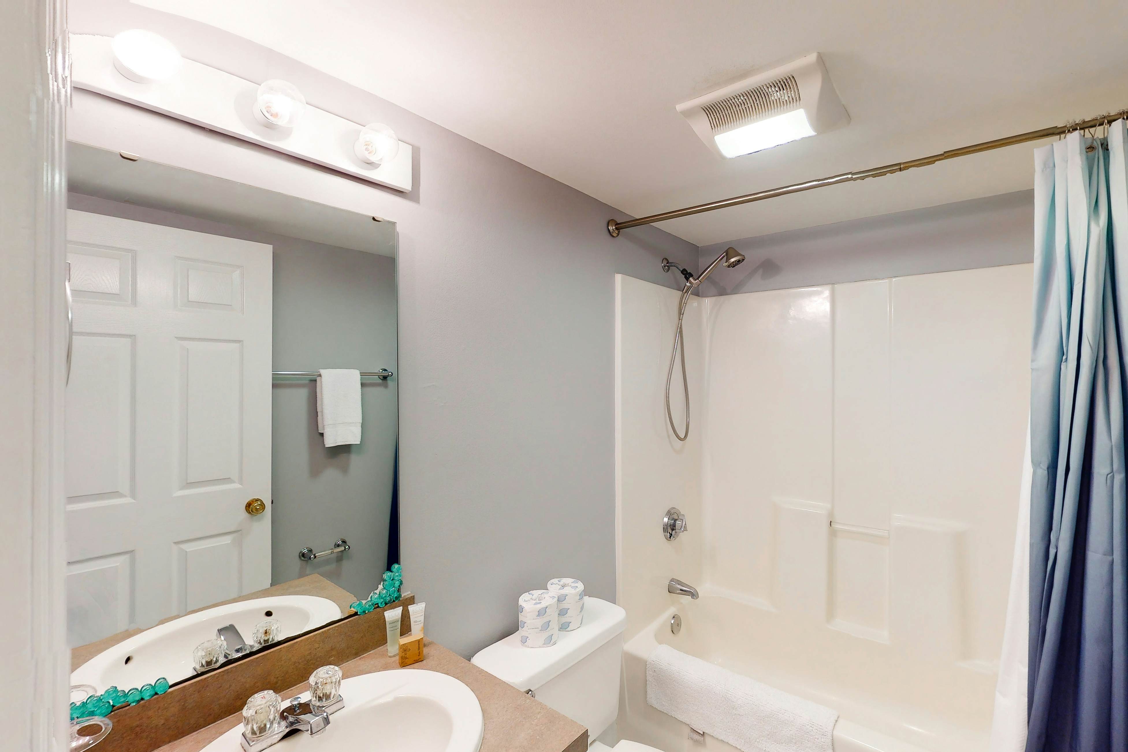 Stunning Condo with Amazing Views of Folly River - Close to Historic Charleston